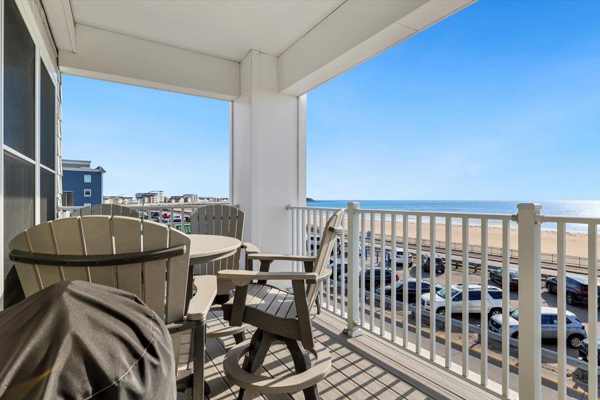 Photo of 315 Ocean Boulevard Hampton NH 03842