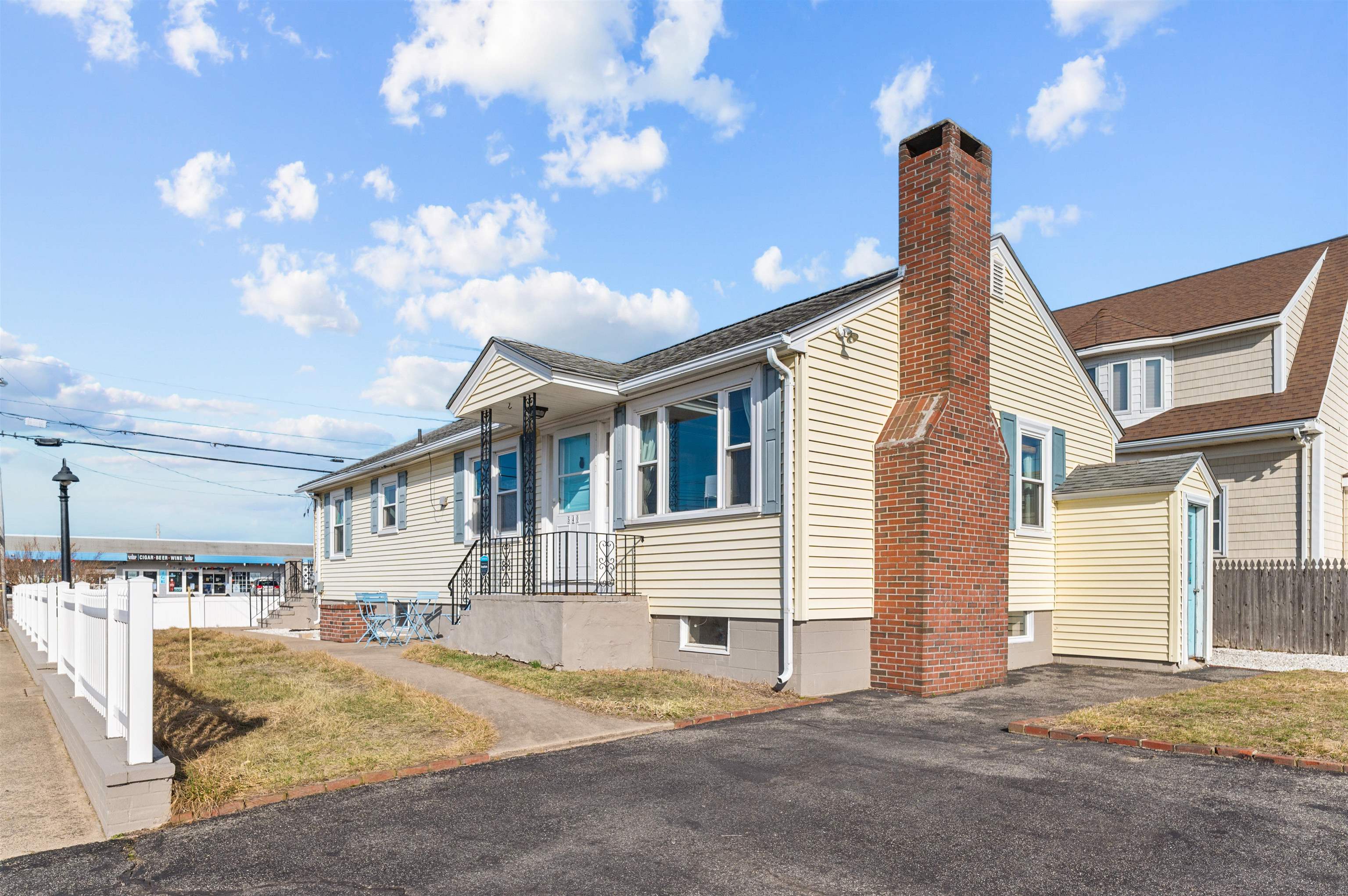 Photo of 540 Hudson Street Seabrook NH 03874