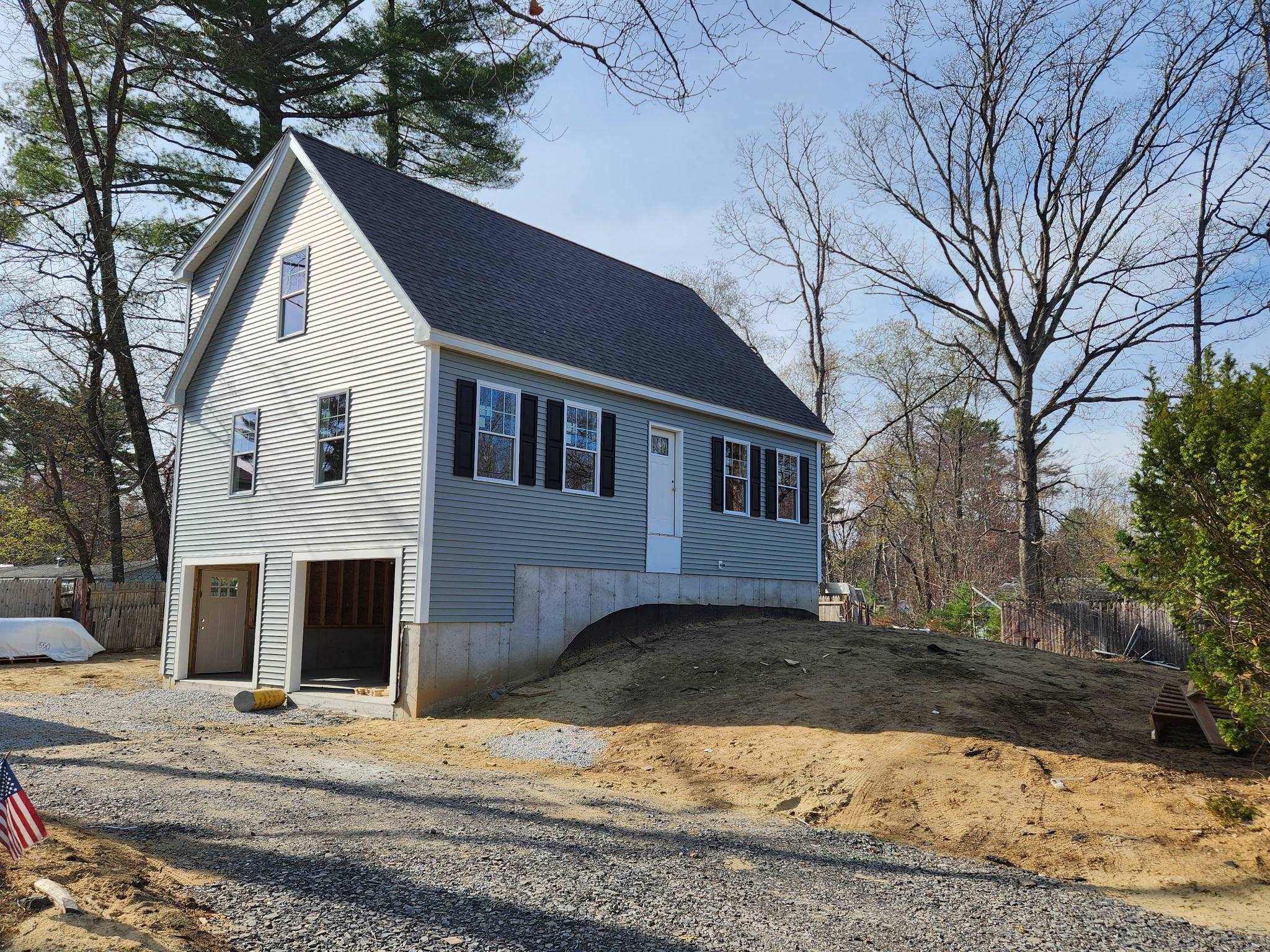 Photo of 8 Phyllis Avenue Raymond NH 03077