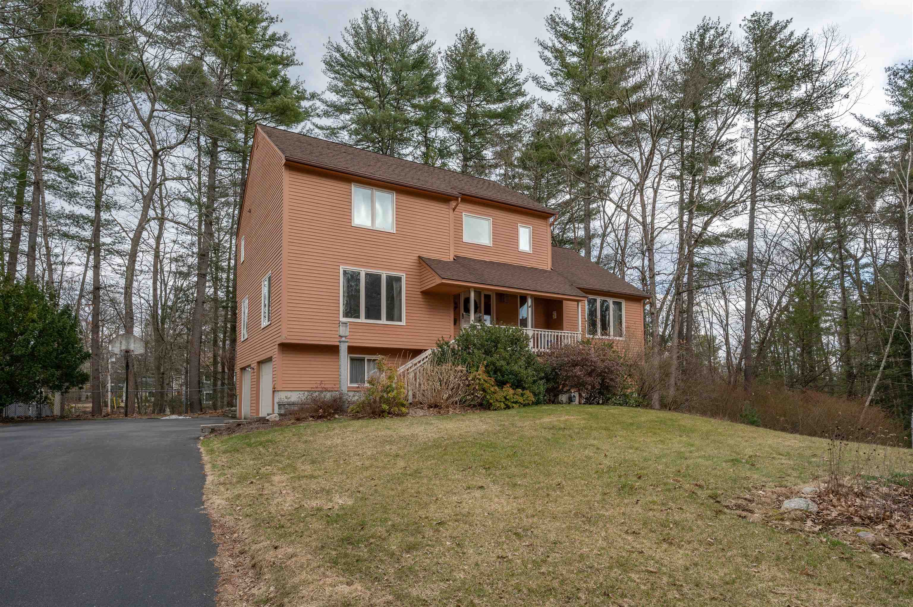 MLS 5033958: 45 Pemberton Road, Nashua NH