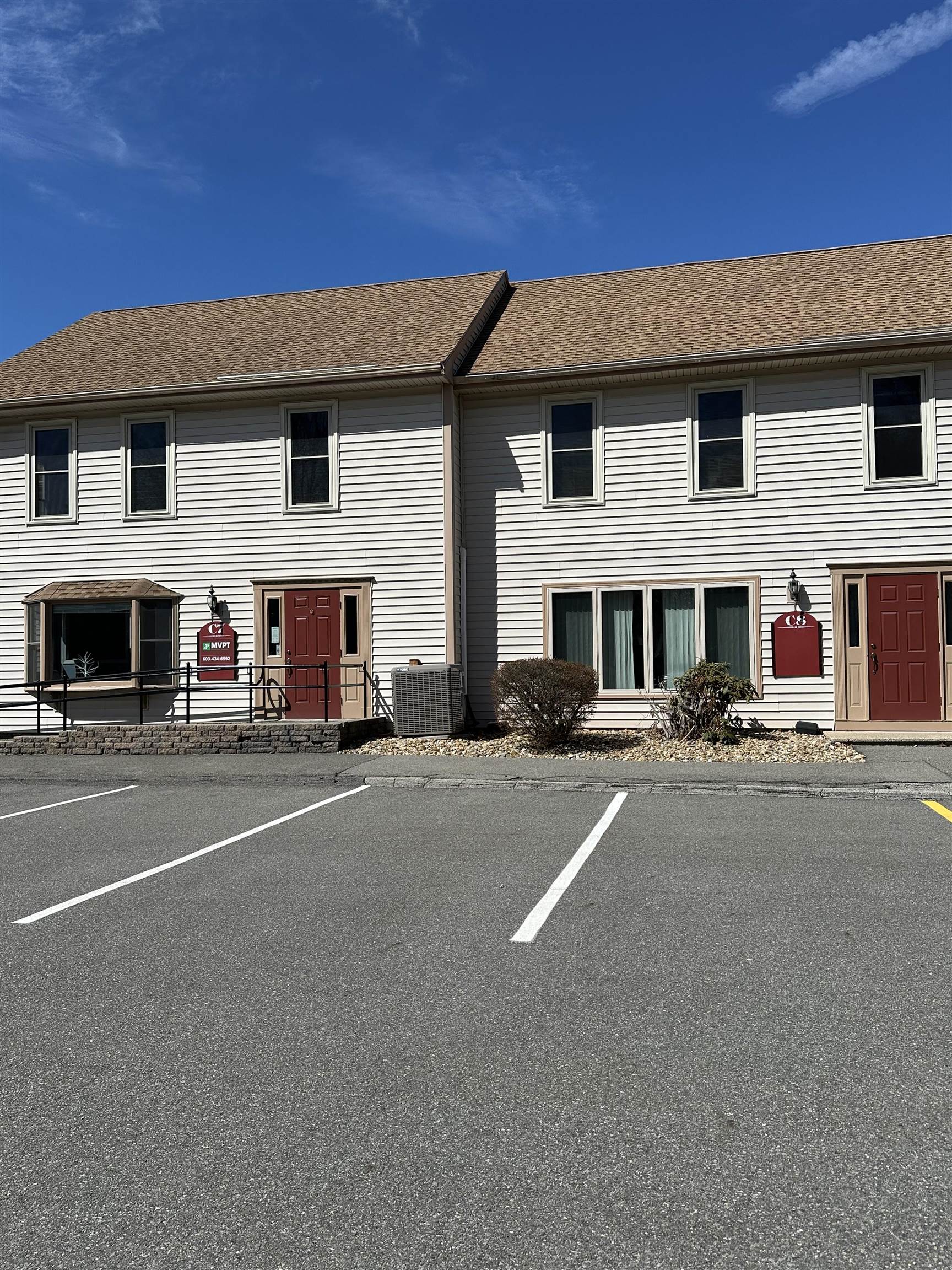 MLS 5034017: 12 Parmenter Road, Londonderry NH