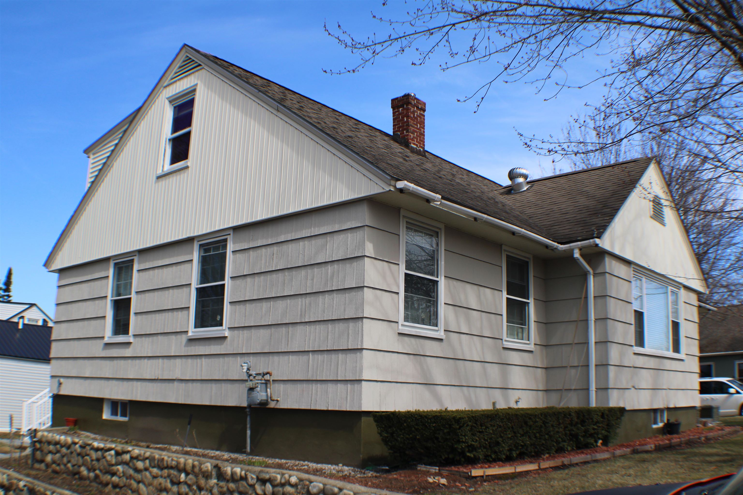 Photo of 192 Biron Street Manchester NH 03102