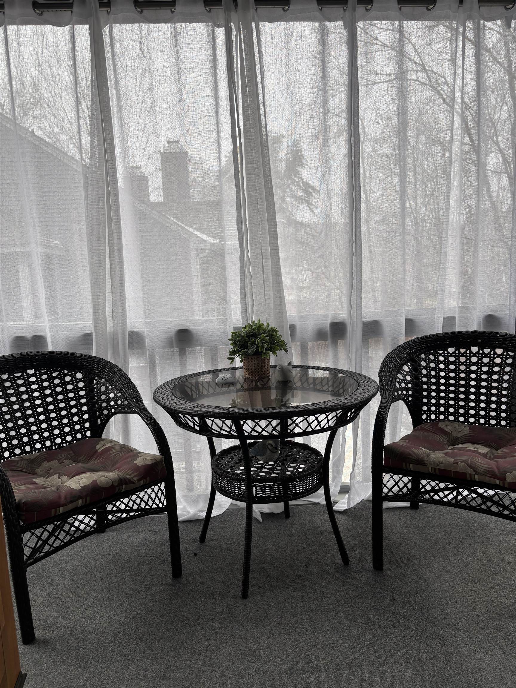Dining Screen Porch 22924063