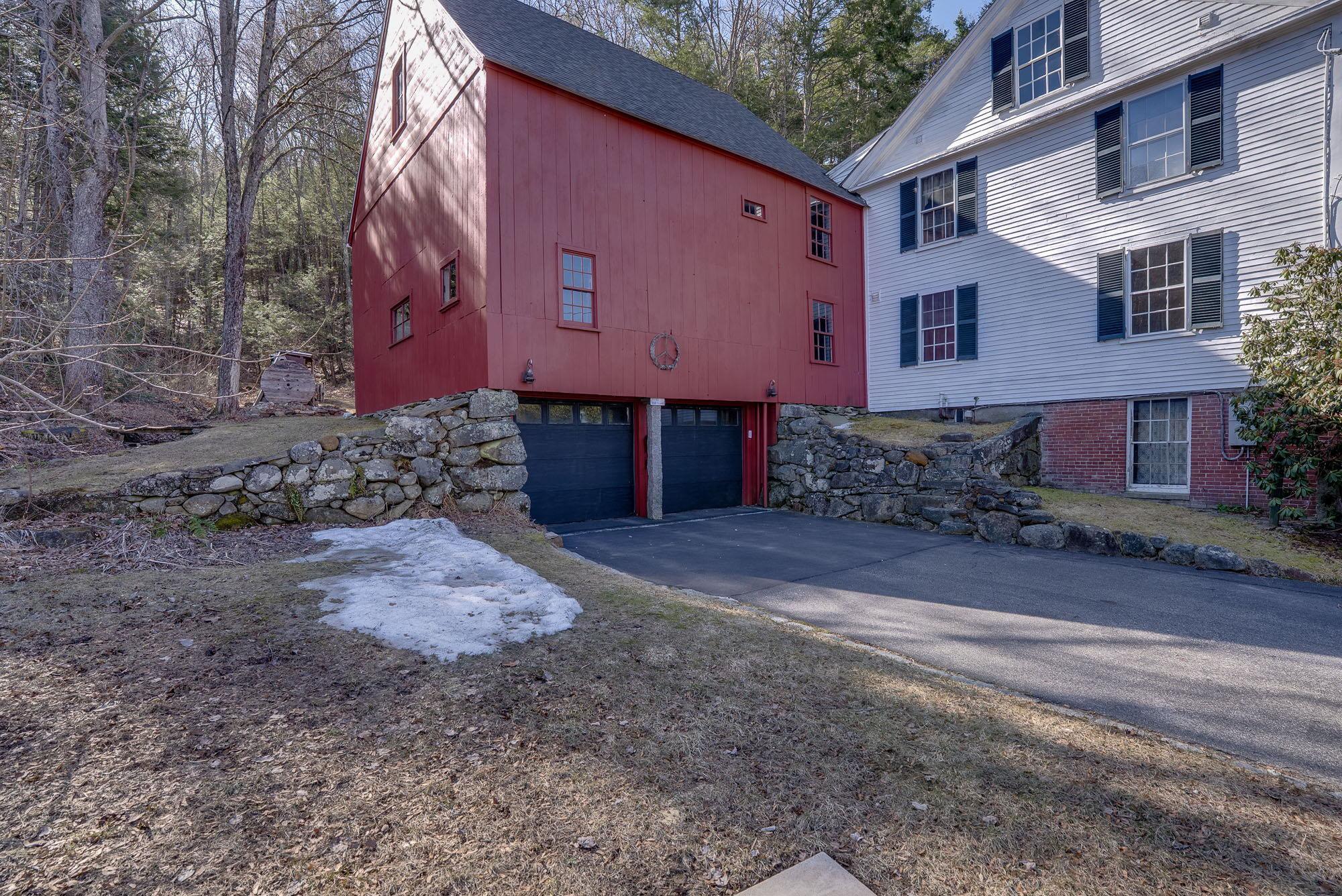 2 Car Garage Under Barn