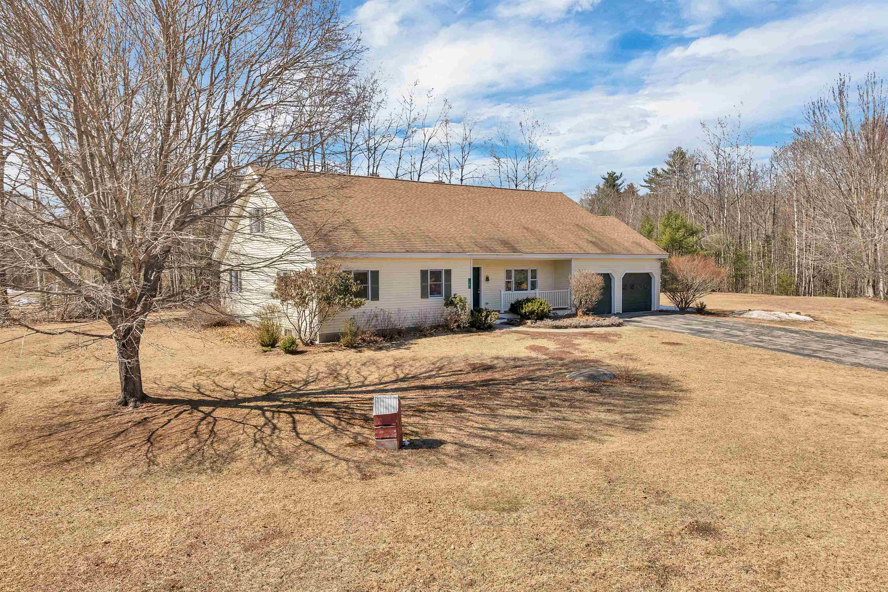 Photo of 10 Shirley Way Tuftonboro NH 03853