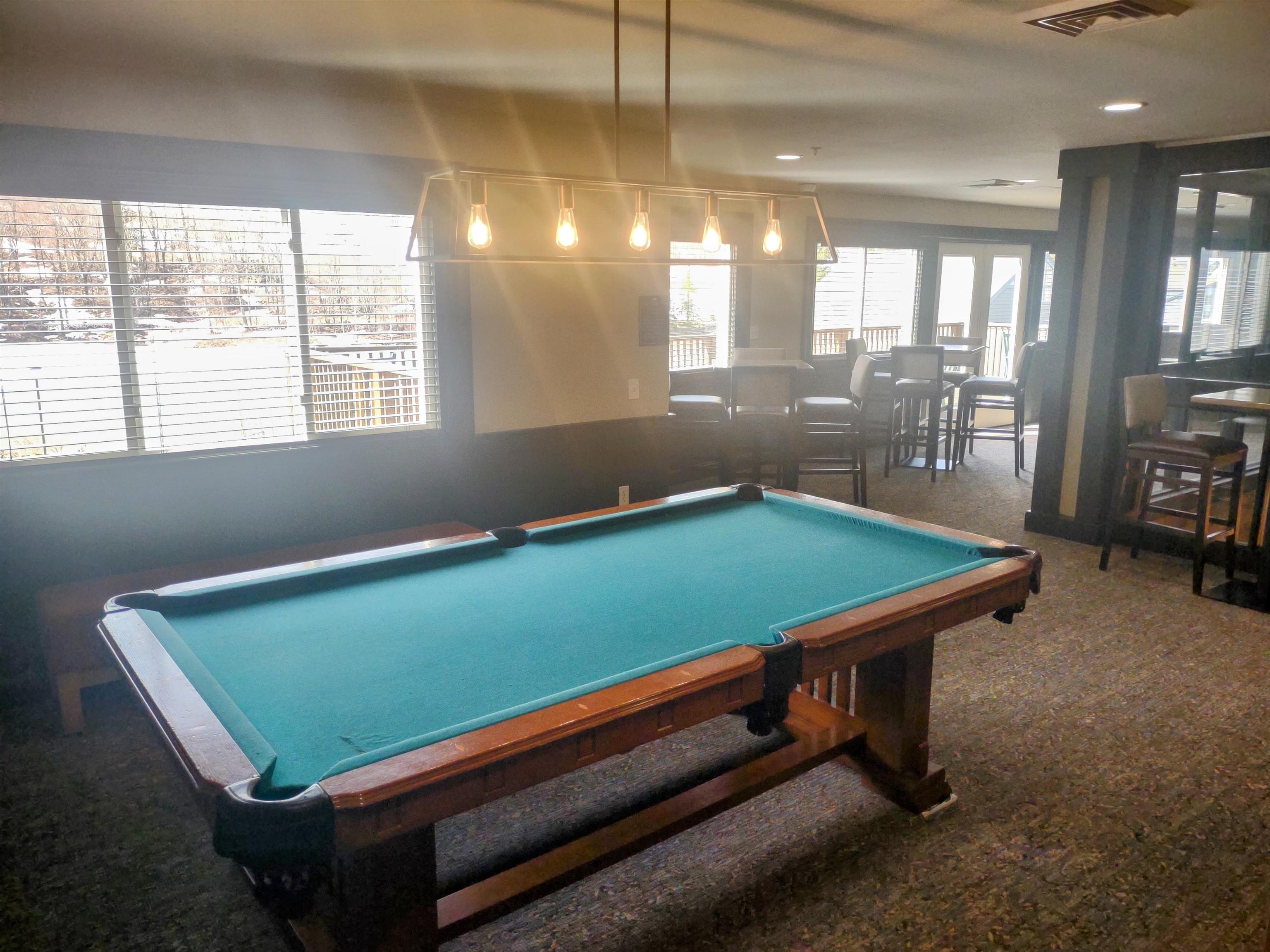PRIVATE OWNERS LOUNGE