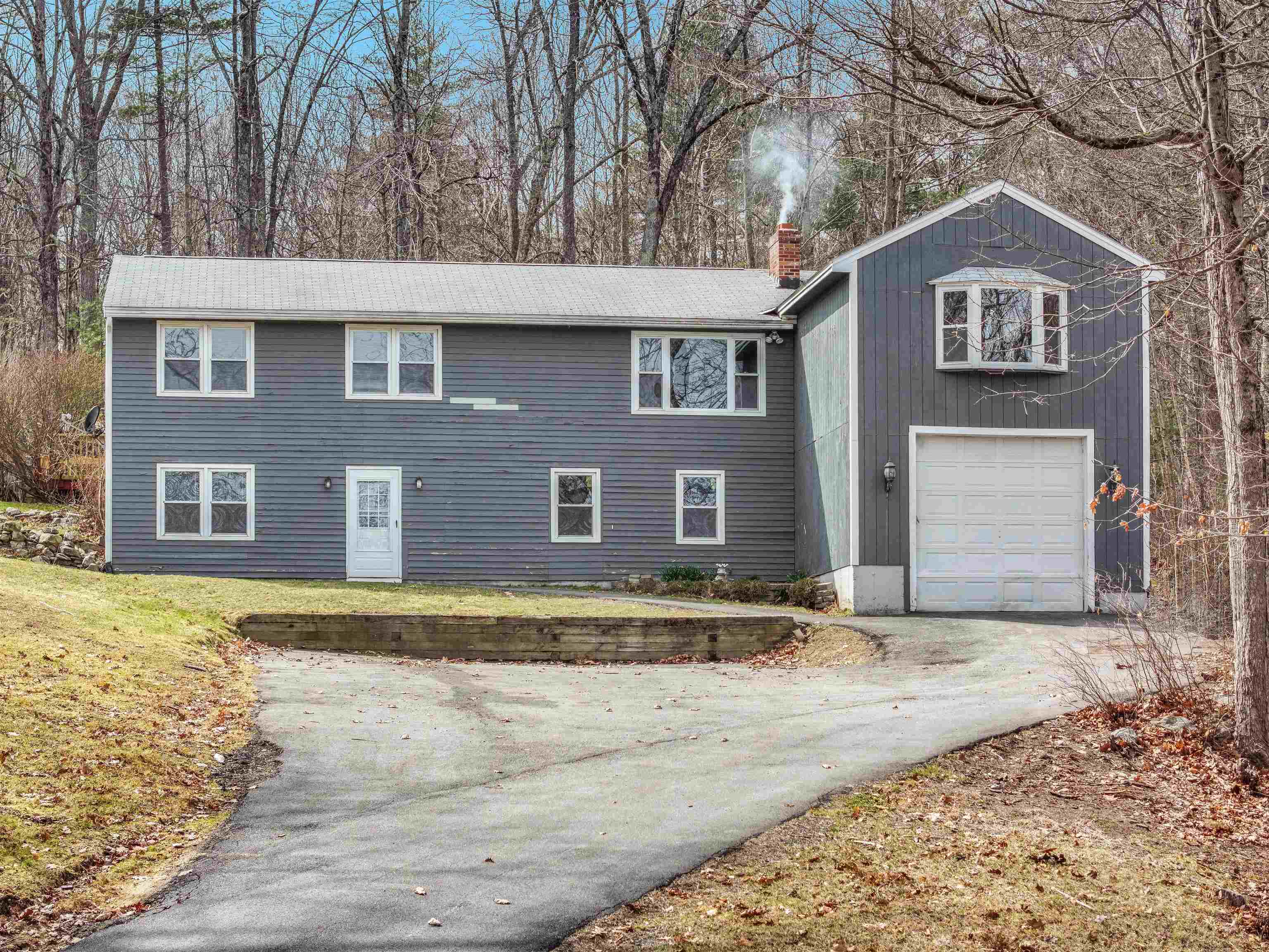 MLS 5034813: 5 Trent Road, Derry NH