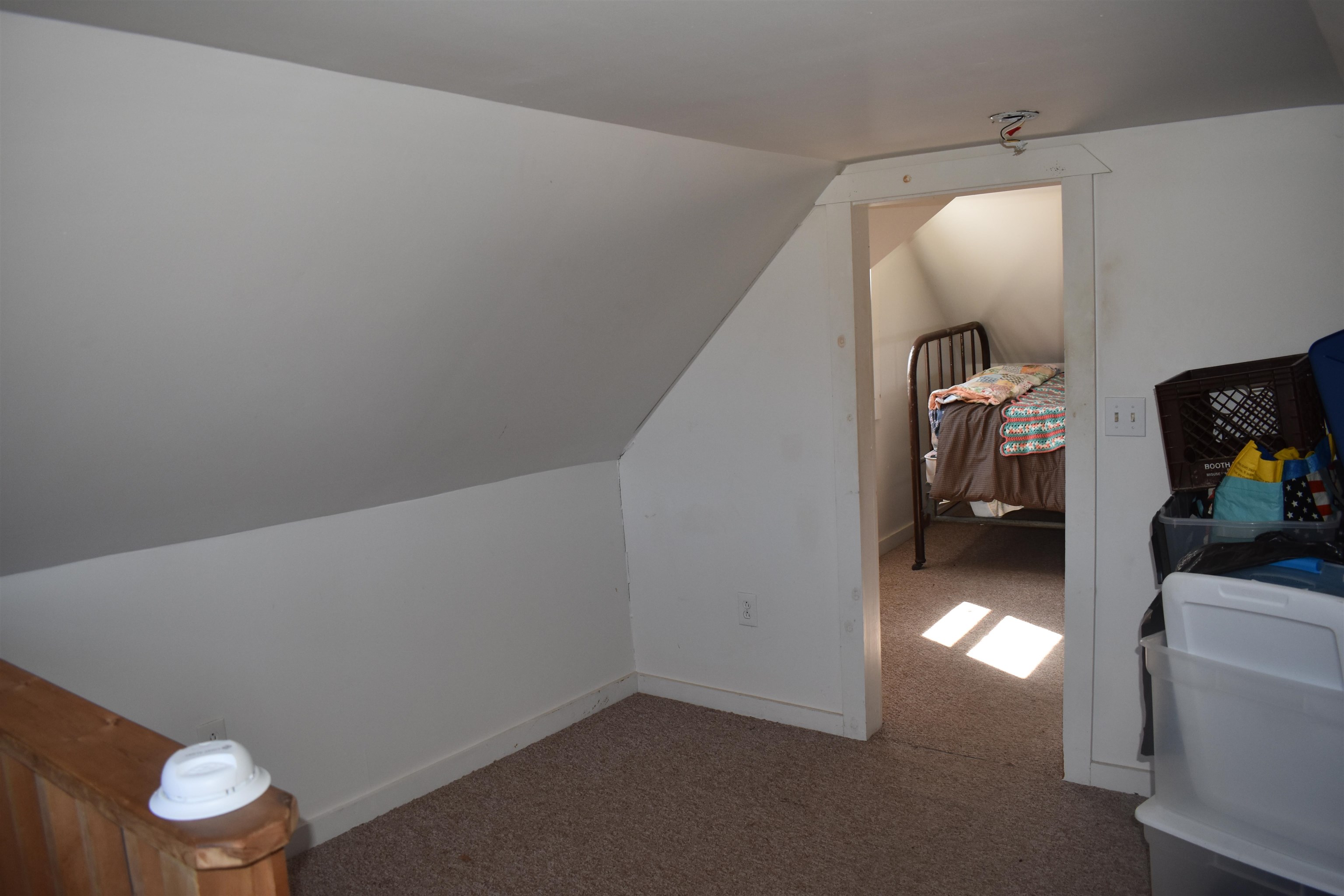 Office or sitting room 22956037