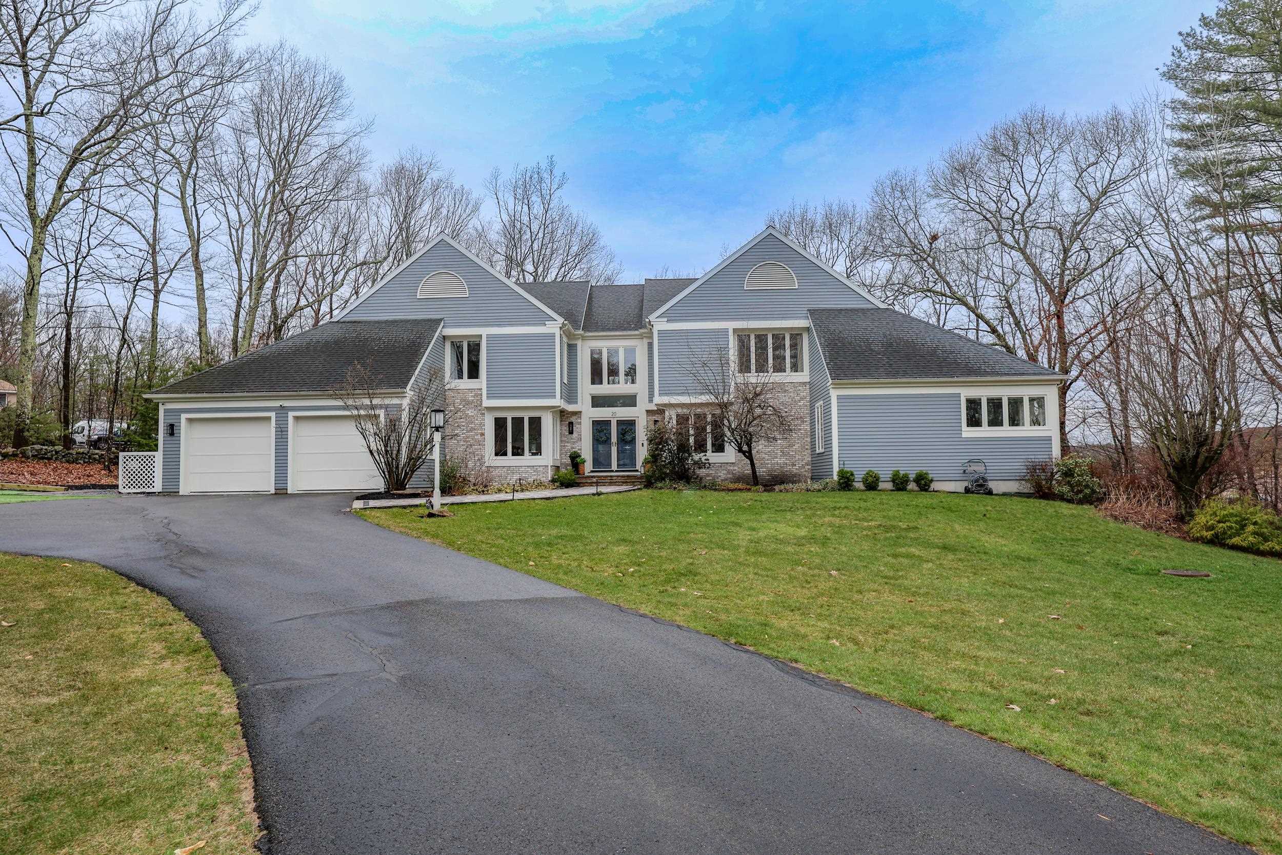 Photo of 20 Bramley Hill Road Windham NH 03087