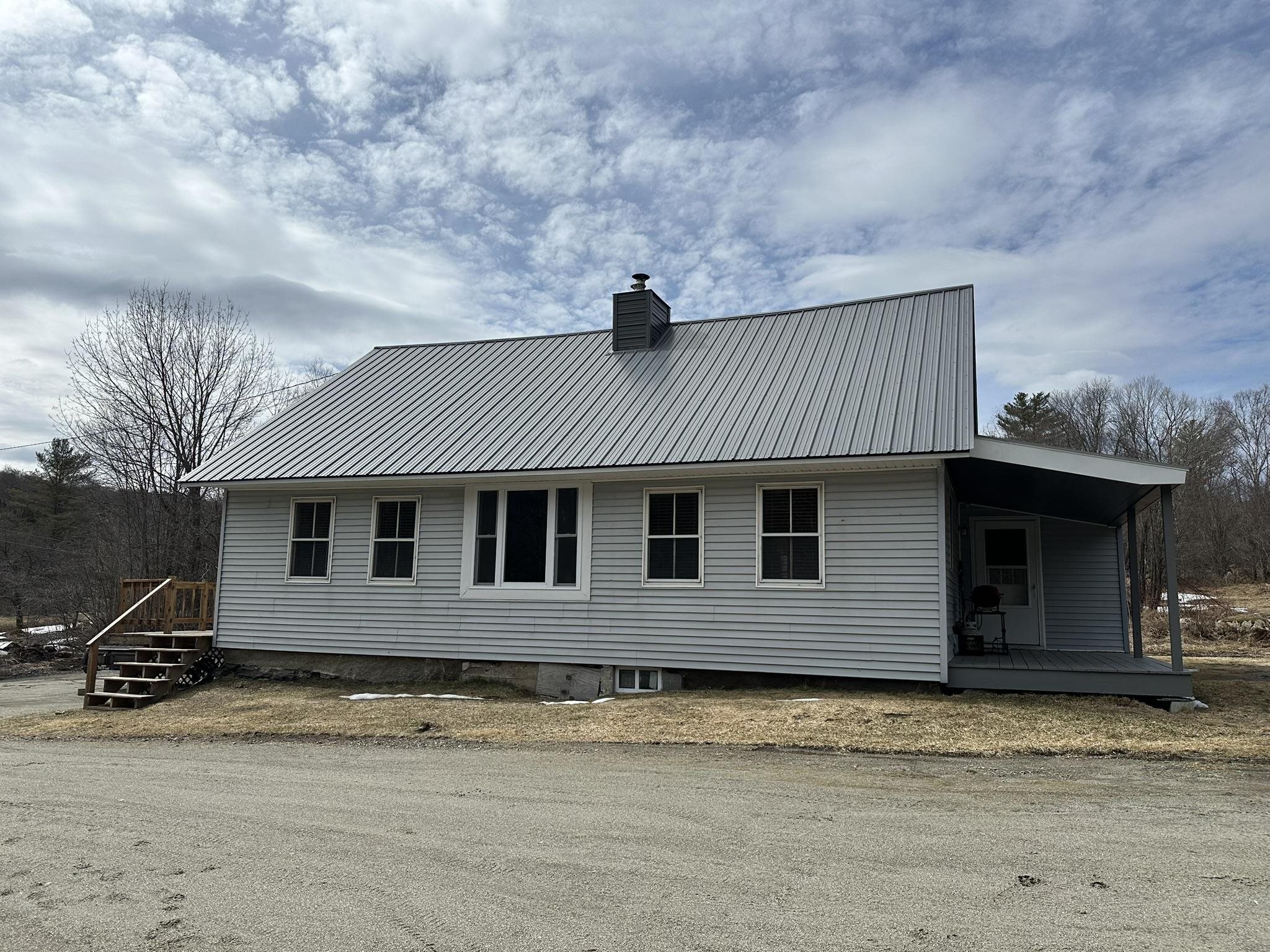 Woodbury VT Home for sale $318,000 $201 per sq.ft.