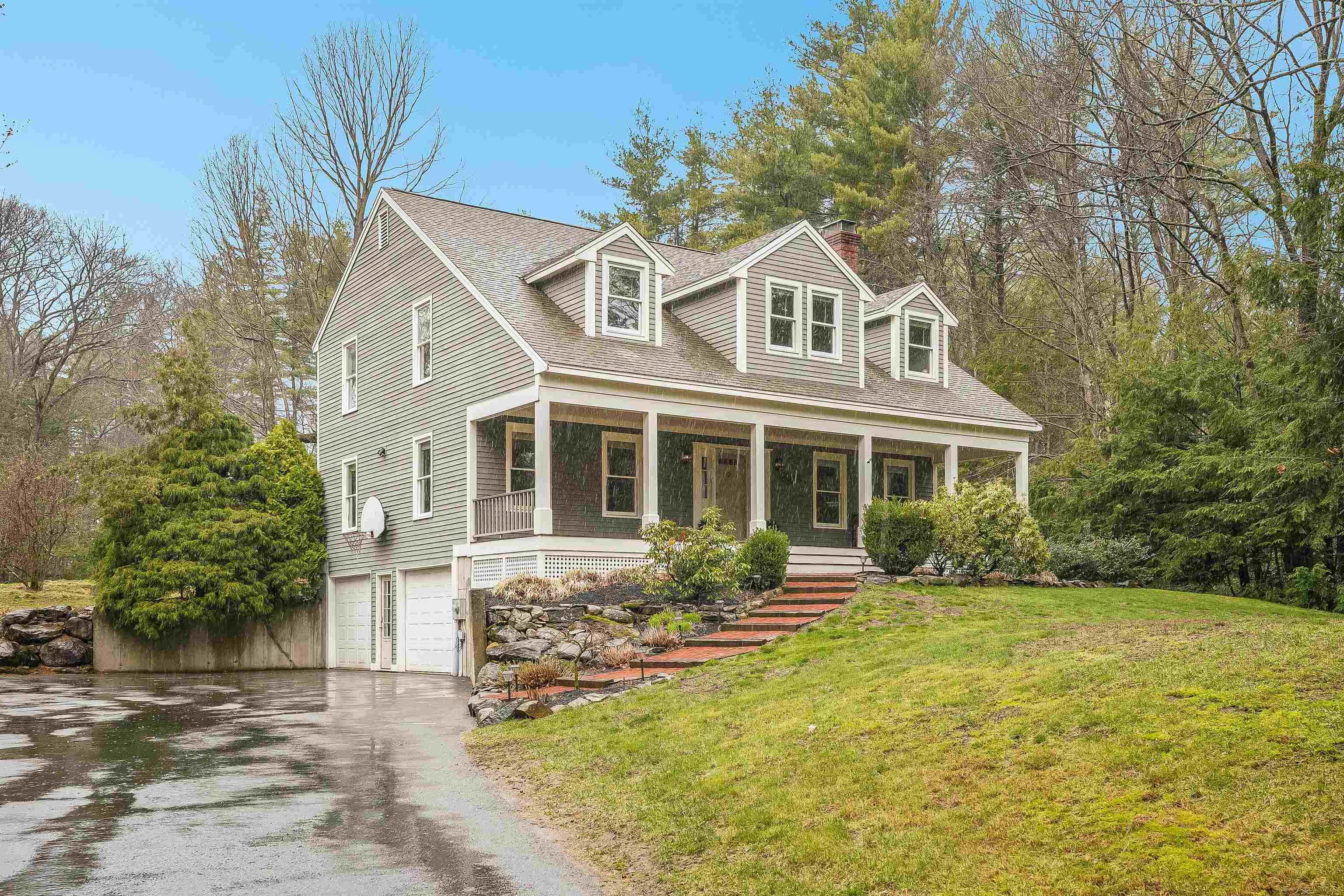MLS 5035443: 3 Amos Tuck Road, Kensington NH
