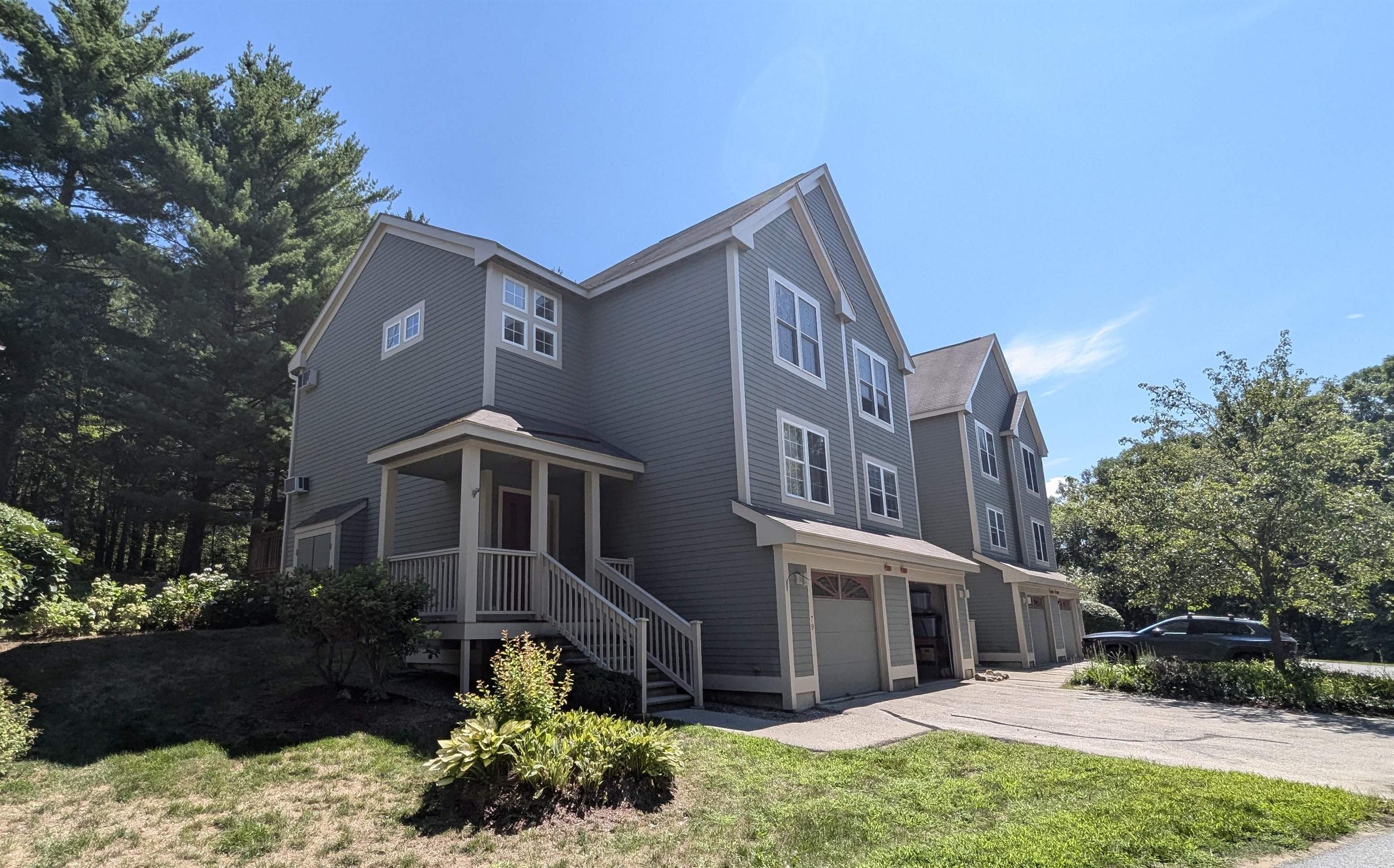 Photo of 1465 Hooksett Road Hooksett NH 03106