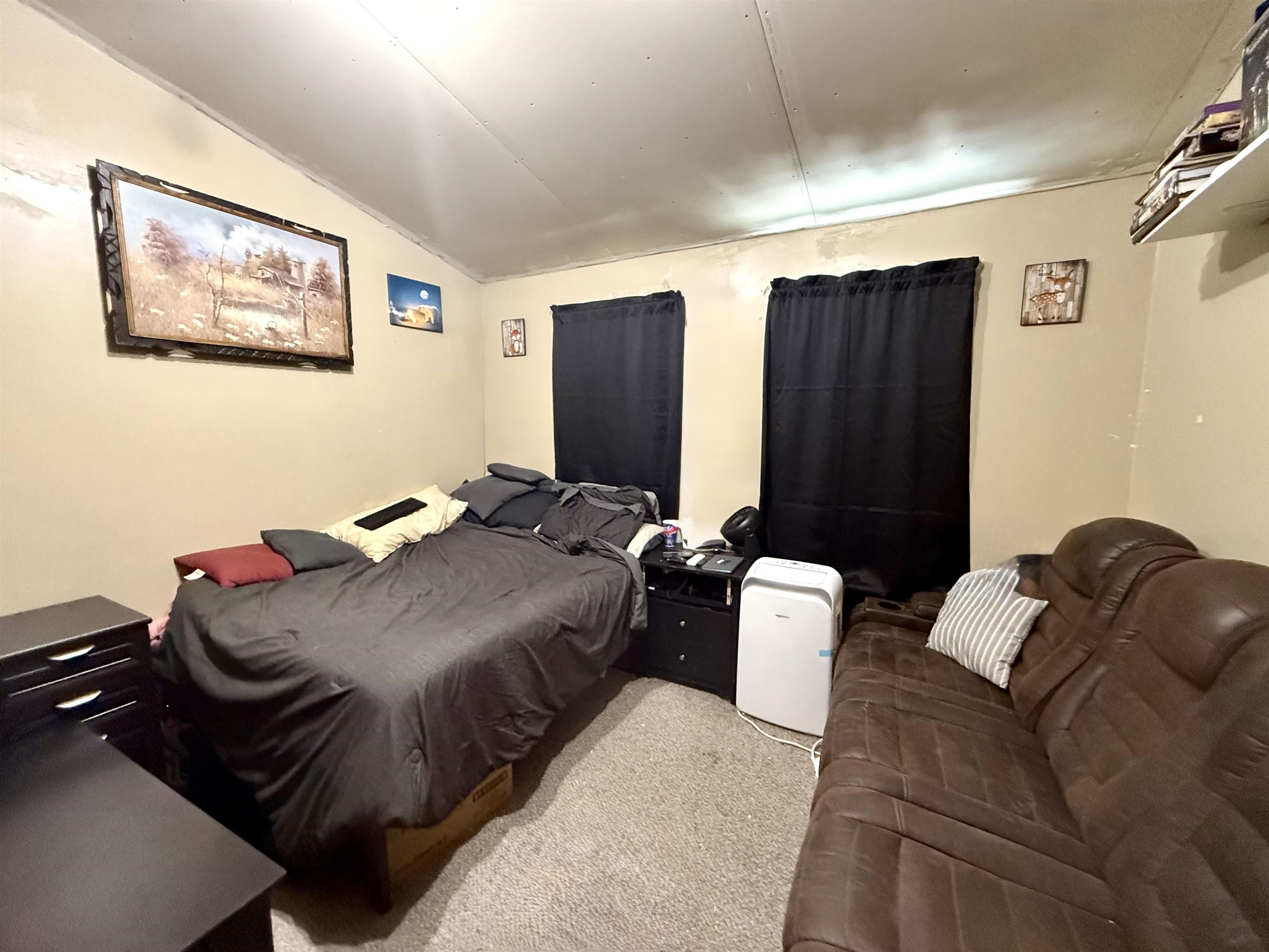 Main House 1st floor bedroom or office