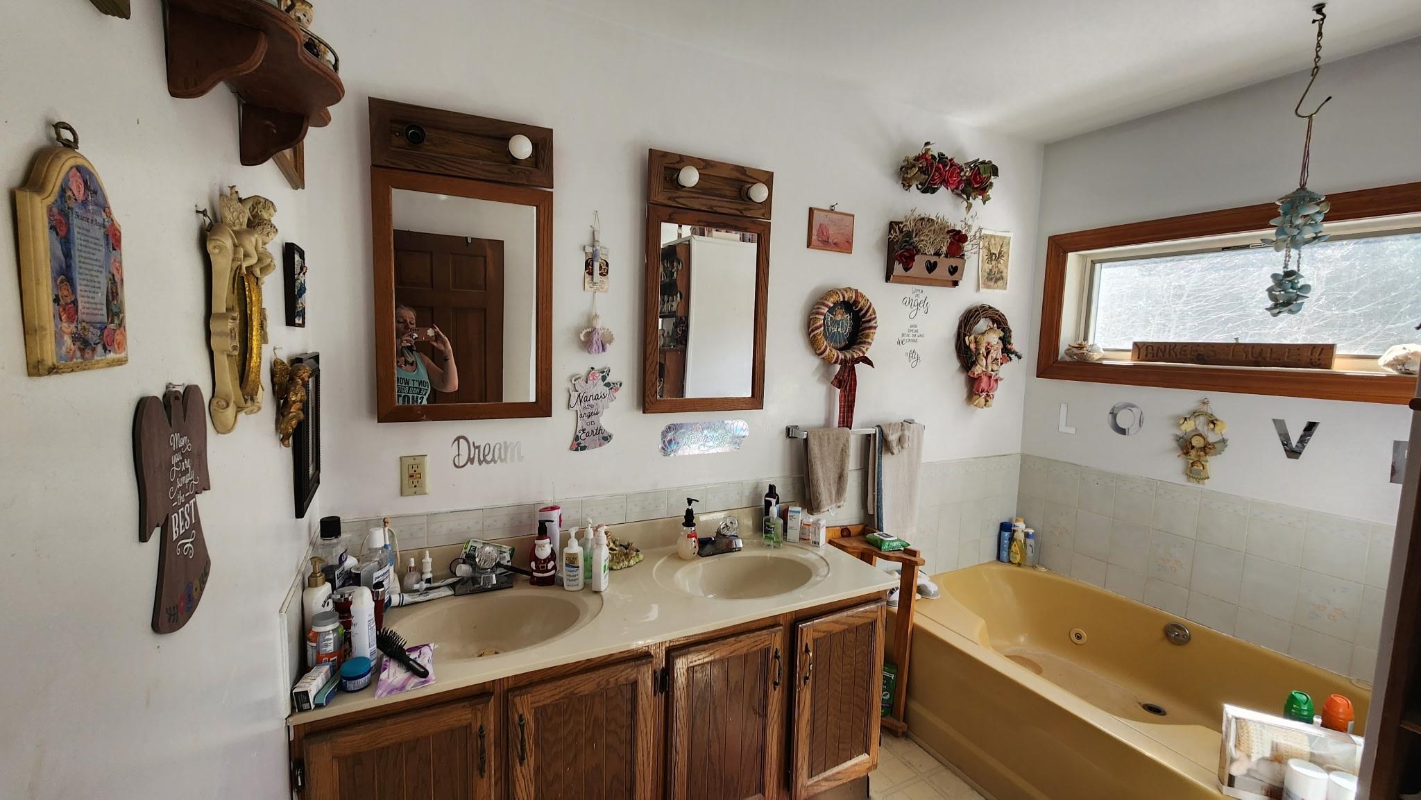Primary bath