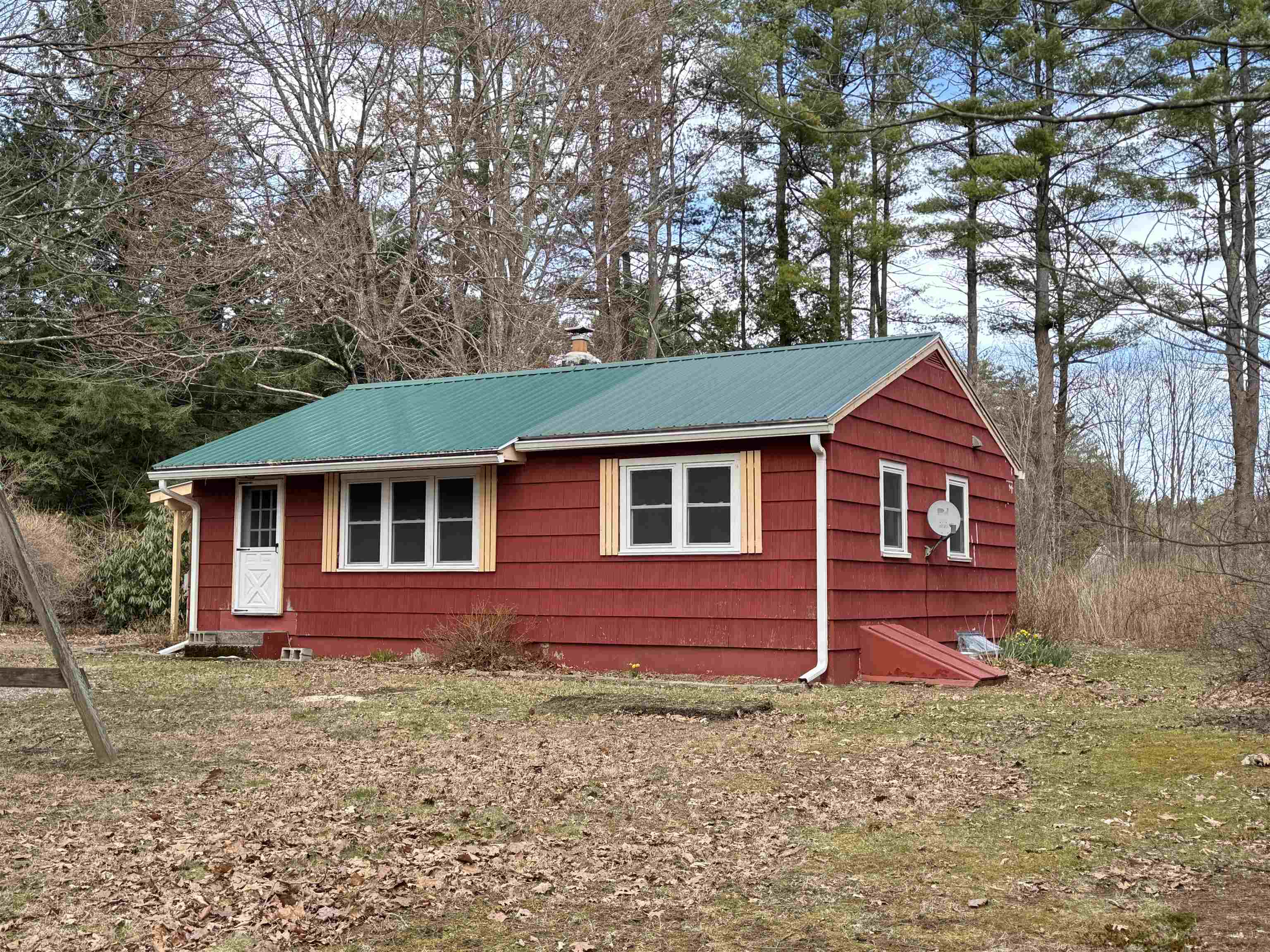 Photo of 17 Woodard Avenue Winchester NH 03470