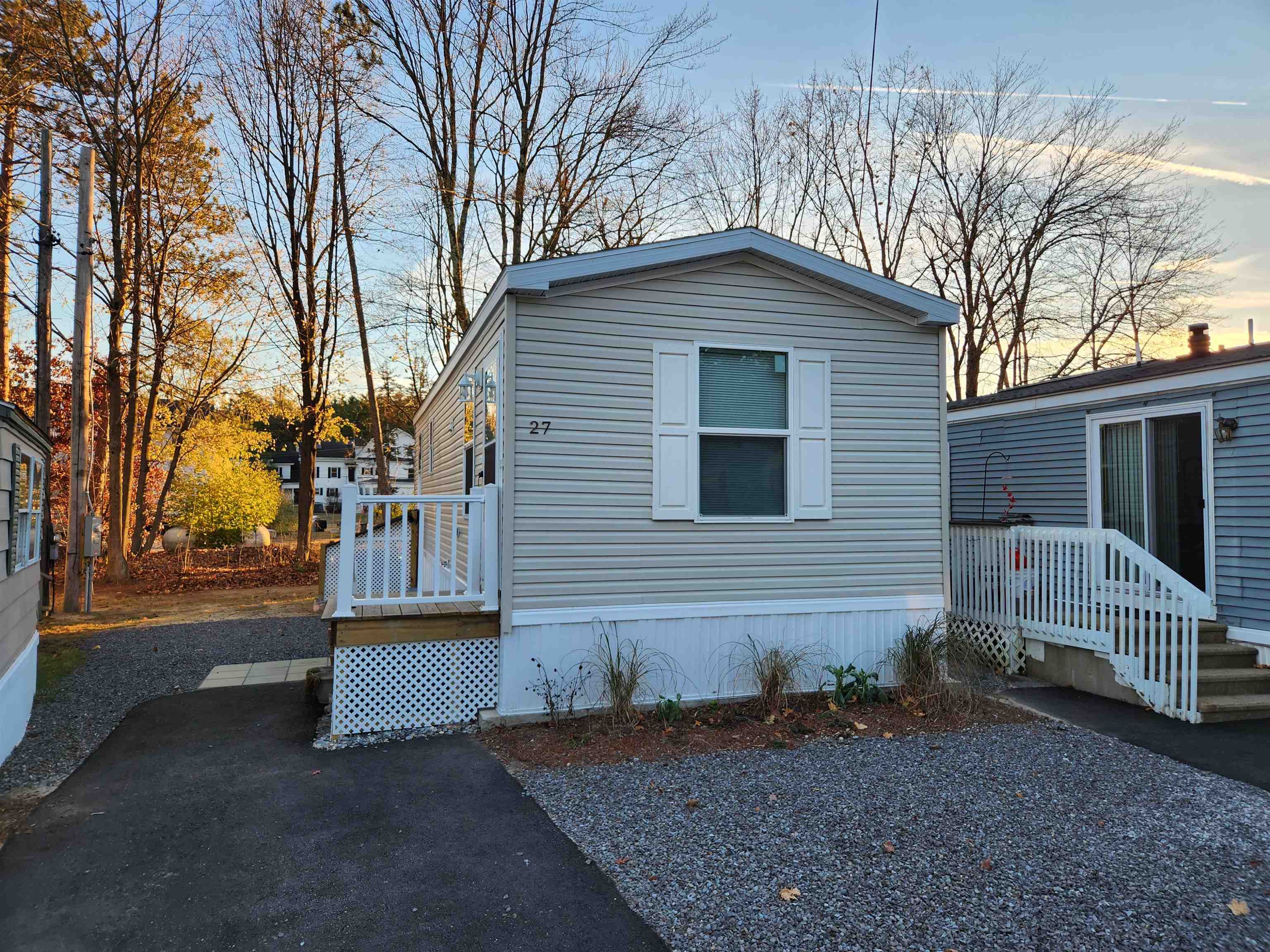 Photo of 27 Thistle Way Manchester NH 03109