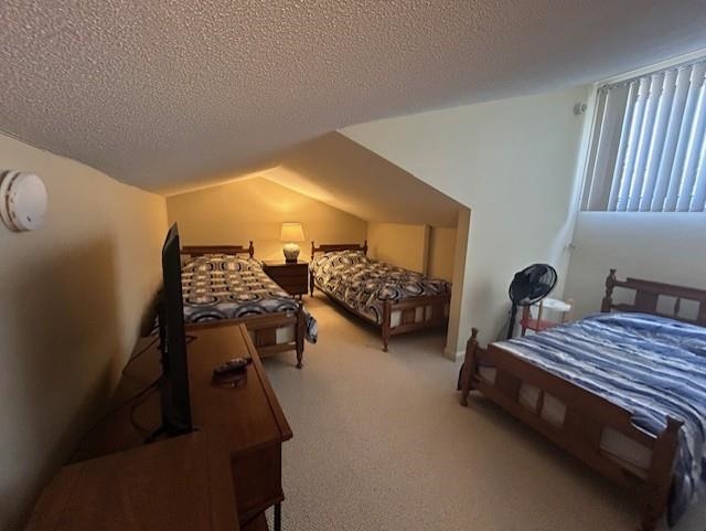 Attic Bedroom 23036319