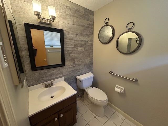 Half-bathroom 23036302
