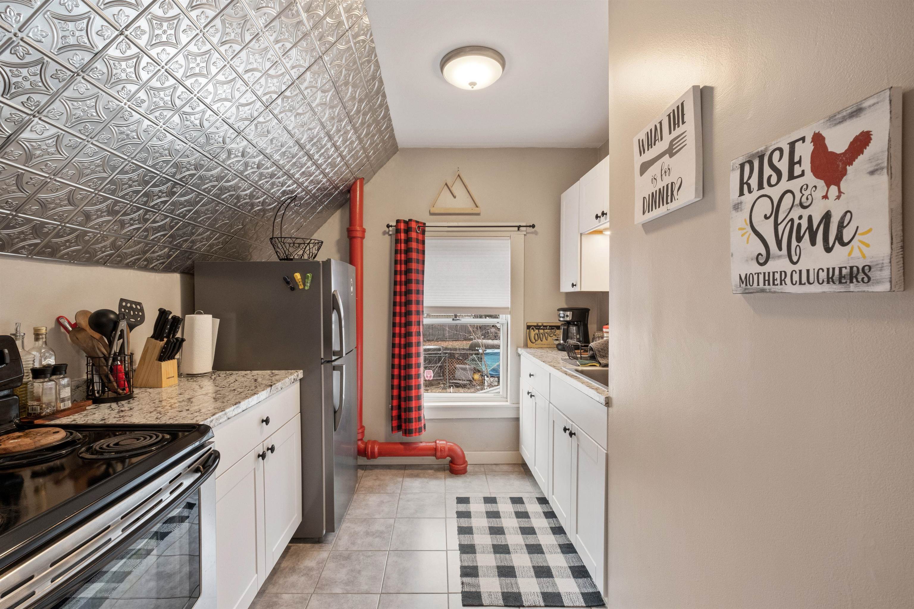 2nd floor kitchen