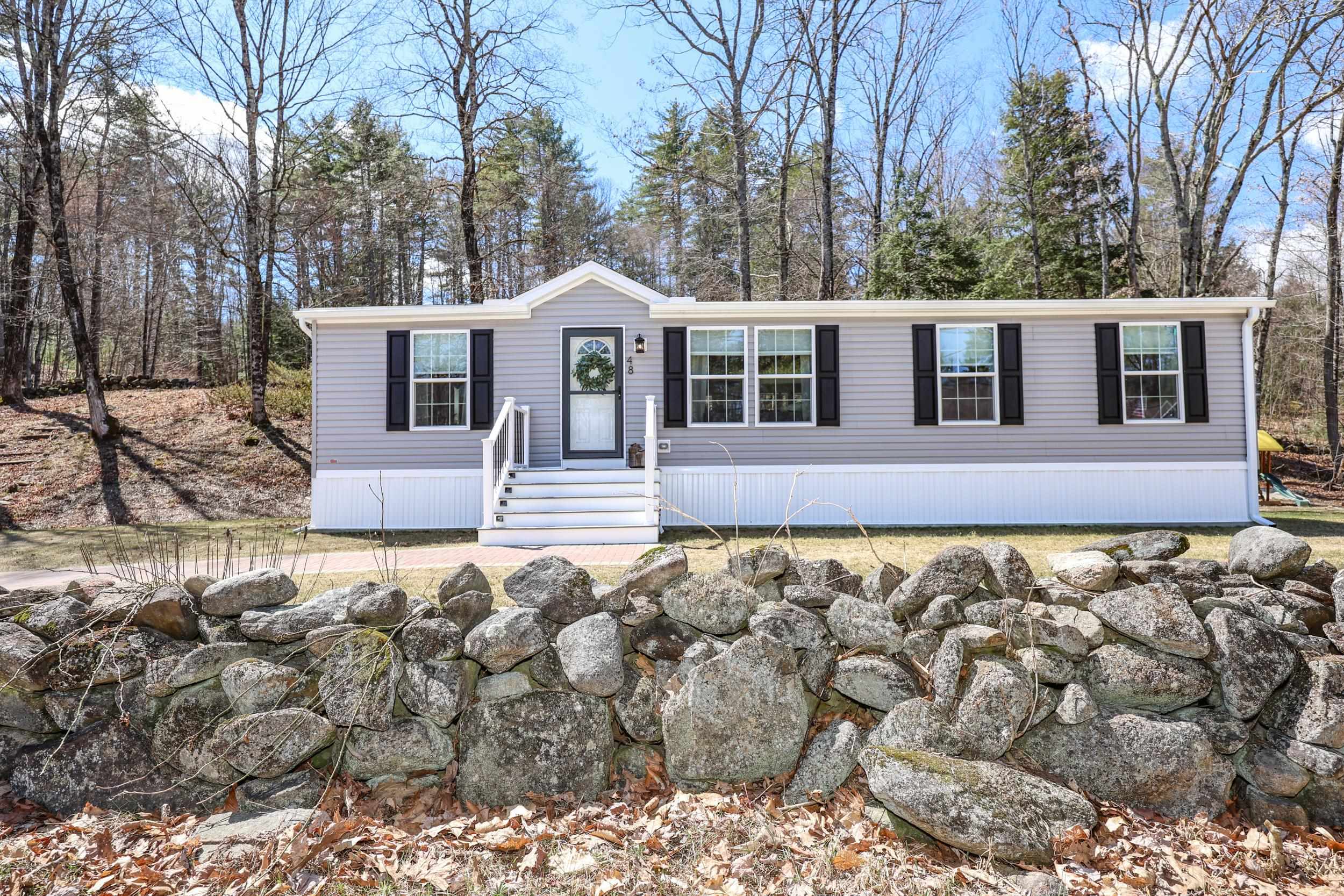 Warner NH Home for sale $350,000 $273 per sq.ft.