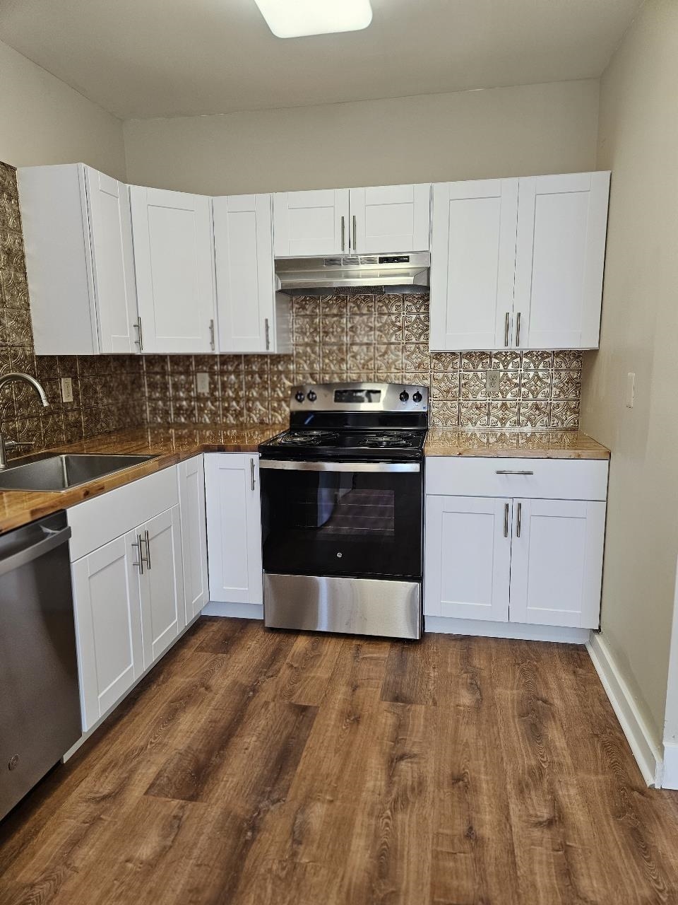 Claremont NH All Apartments and Housing  for sale