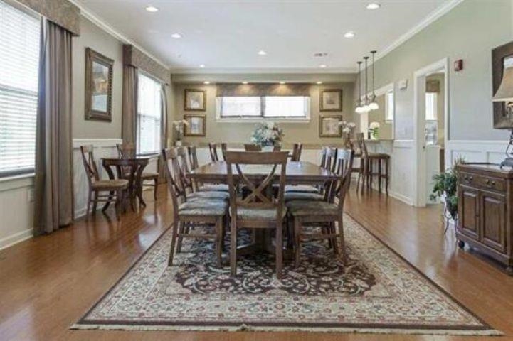 Fabulous space for holiday gatherings 23063970