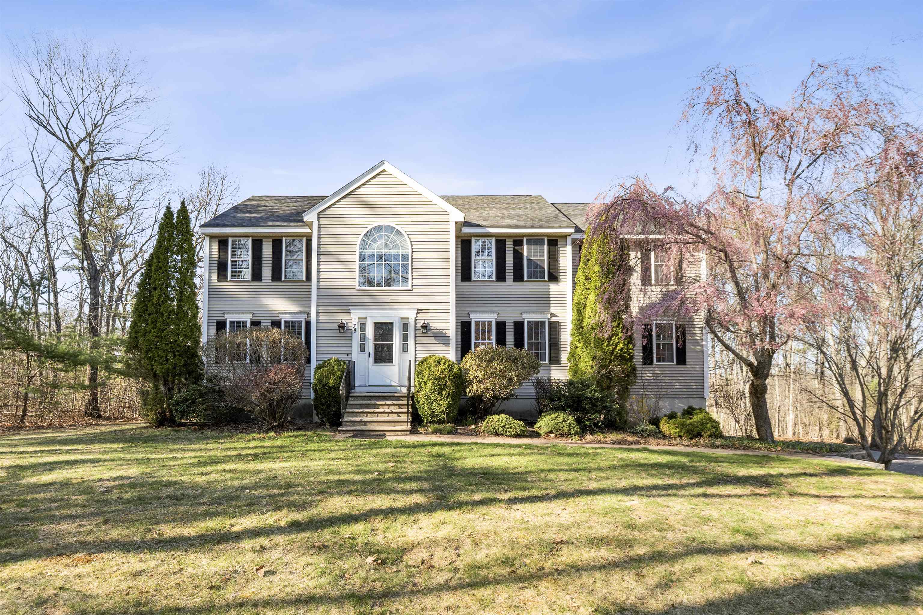 MLS 5037644: 78 Orcutt Drive, Chester NH