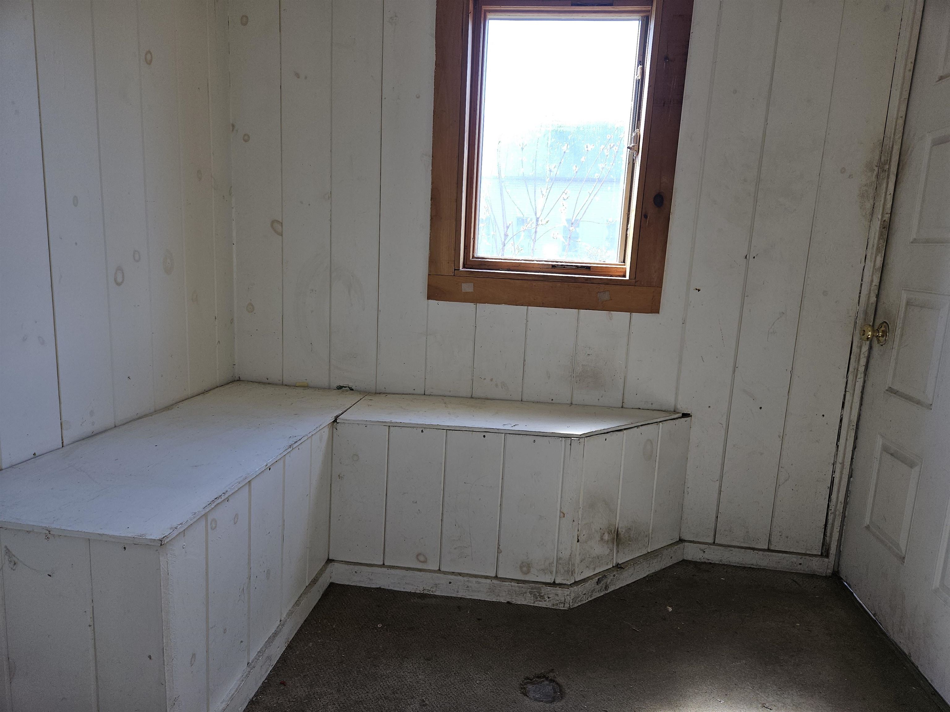 mud room 23072849