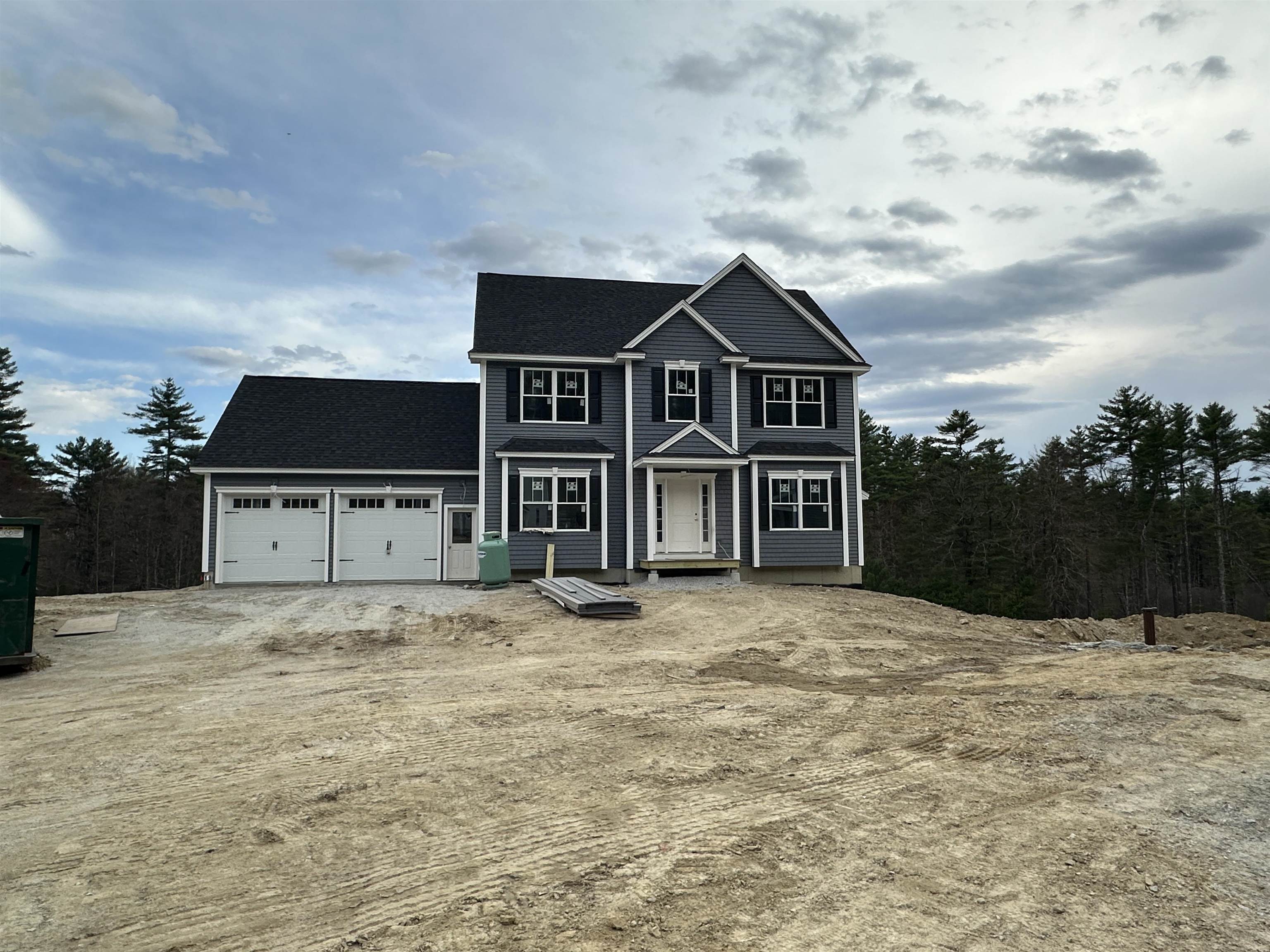 Photo of 19 Shelburne Lane Concord NH 03301