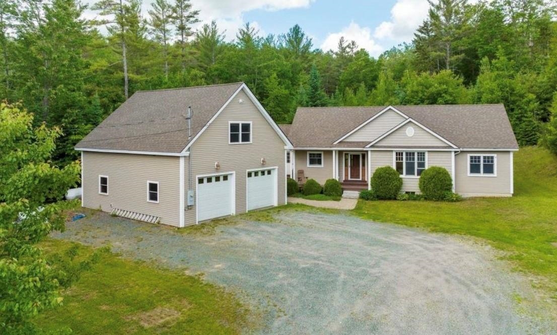 Photo of 80 Canaan Street Canaan NH 03741