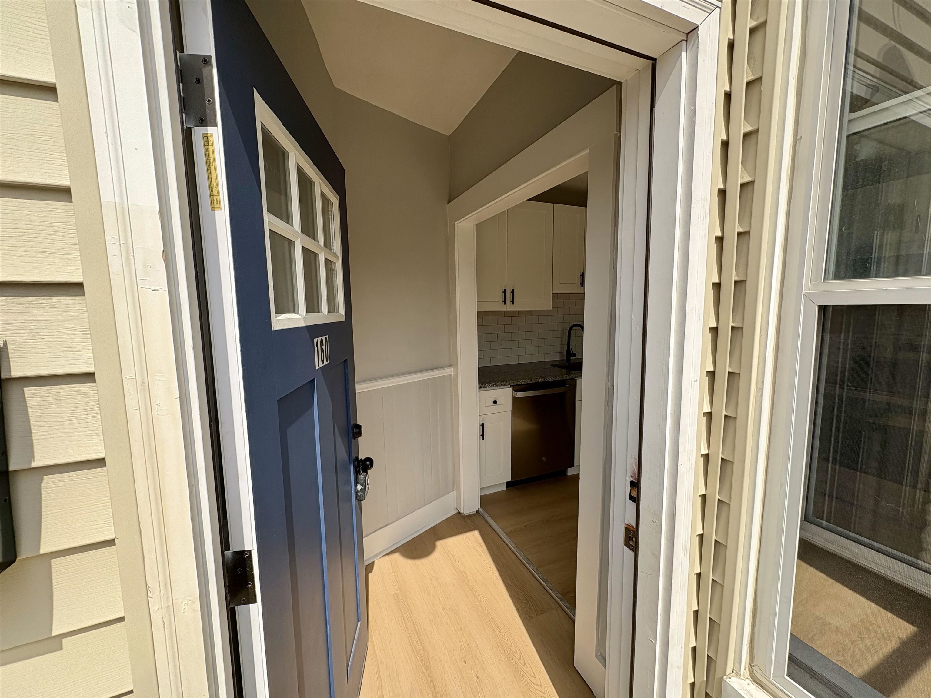 MLS 5038003: 160 Front Street, Exeter NH