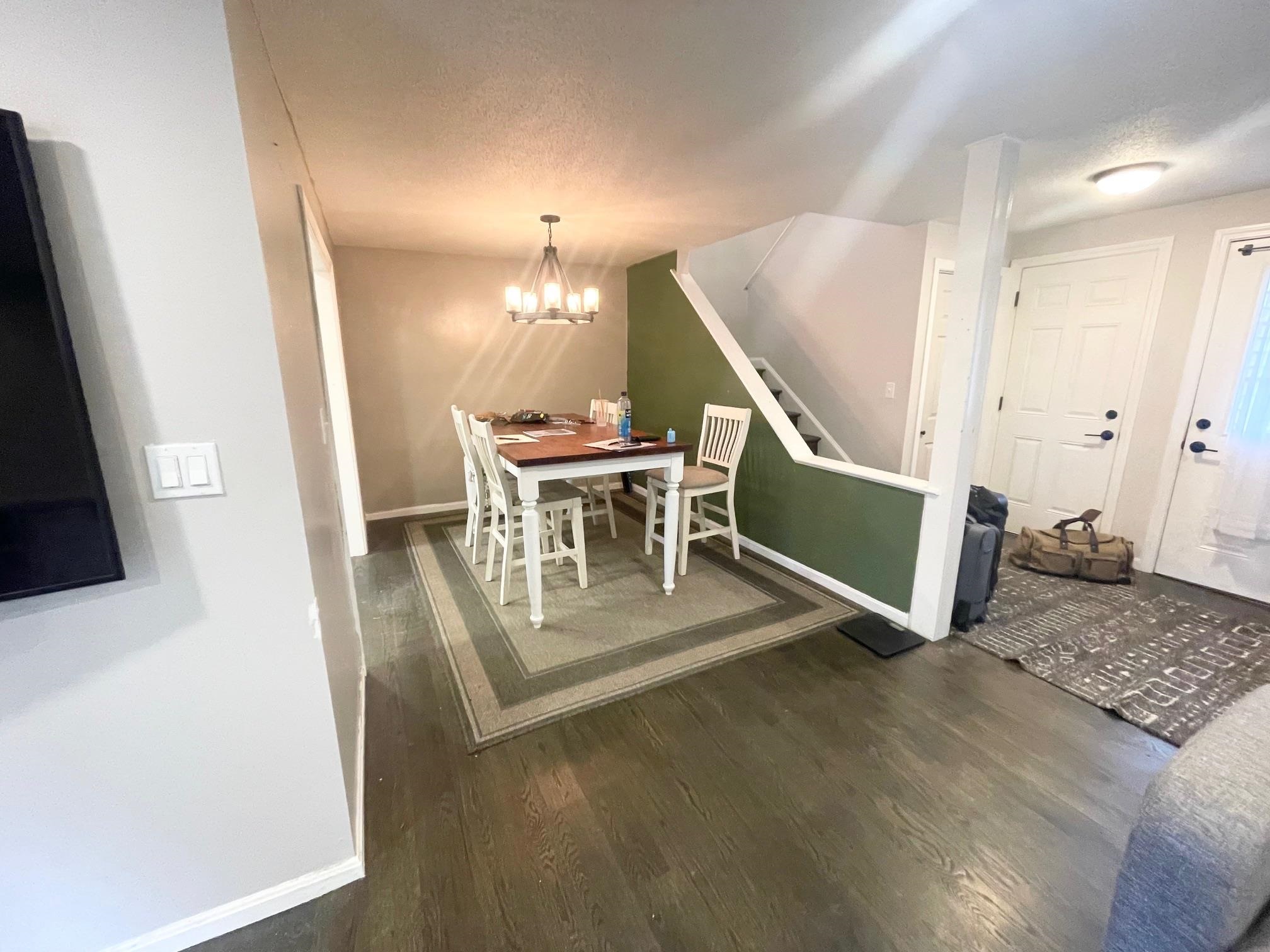 Photo 6 of 24