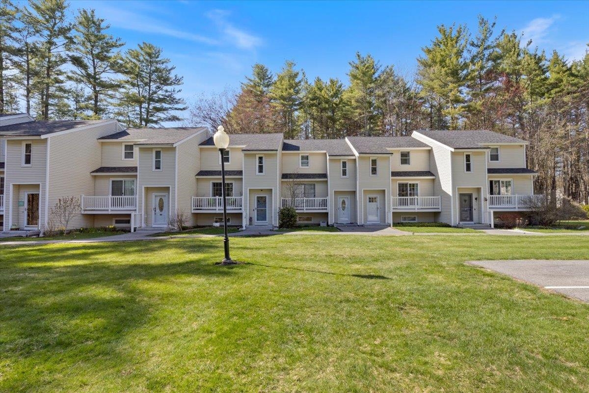 MLS 5038085: 9 Pine Meadows Drive, Exeter NH