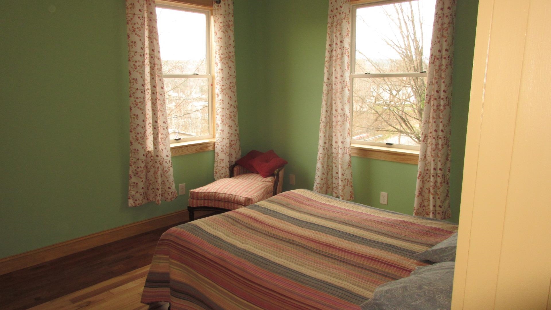 Primary Bedroom 23099470