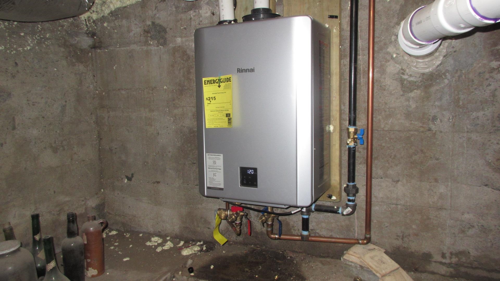 New Tankless Hot Water Heater 23099435