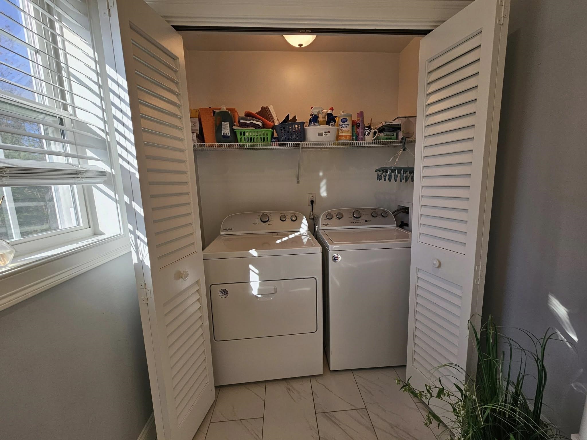 First floor laundry 23111371
