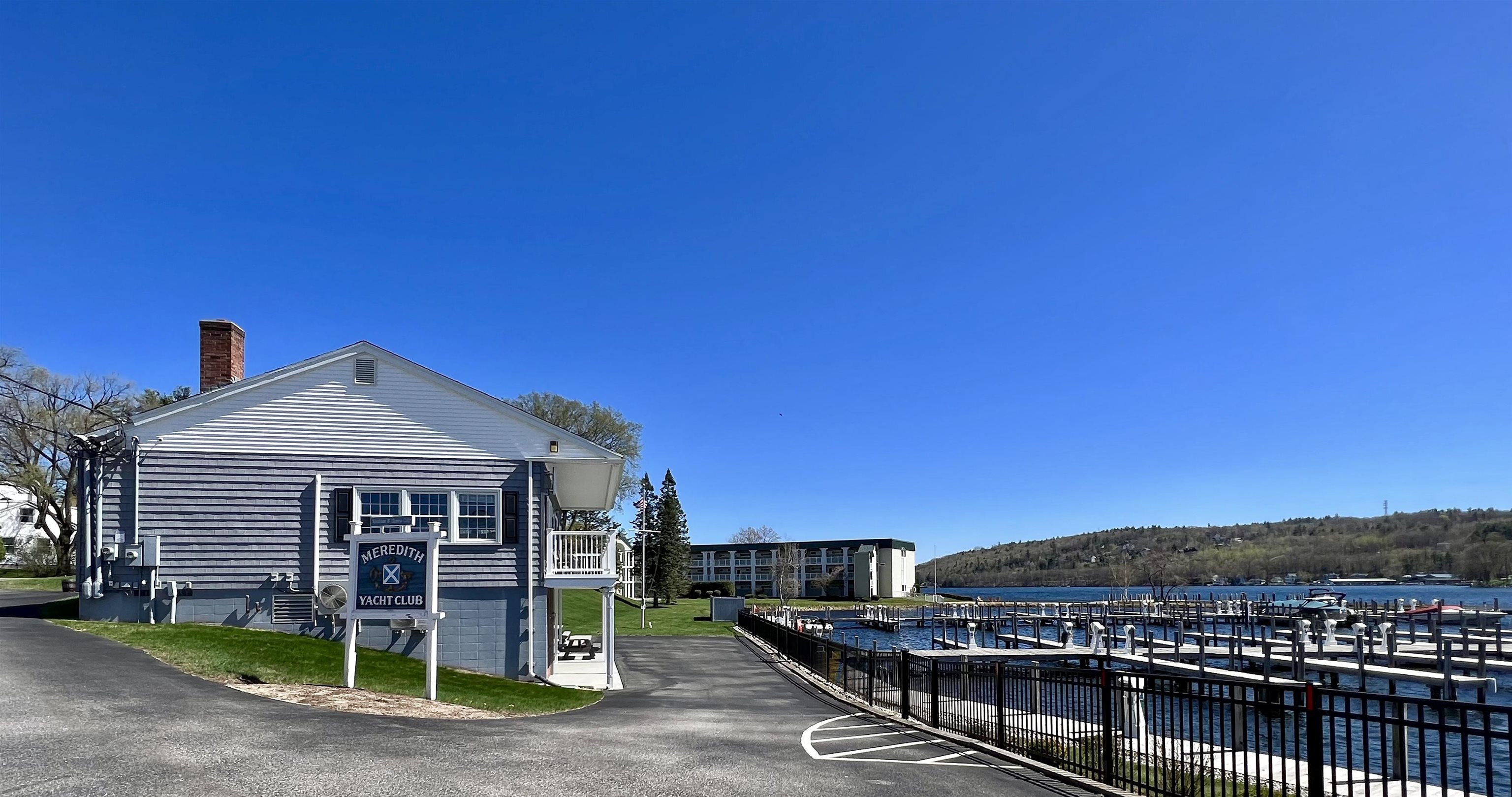 Nearby Meredith Yacht Club