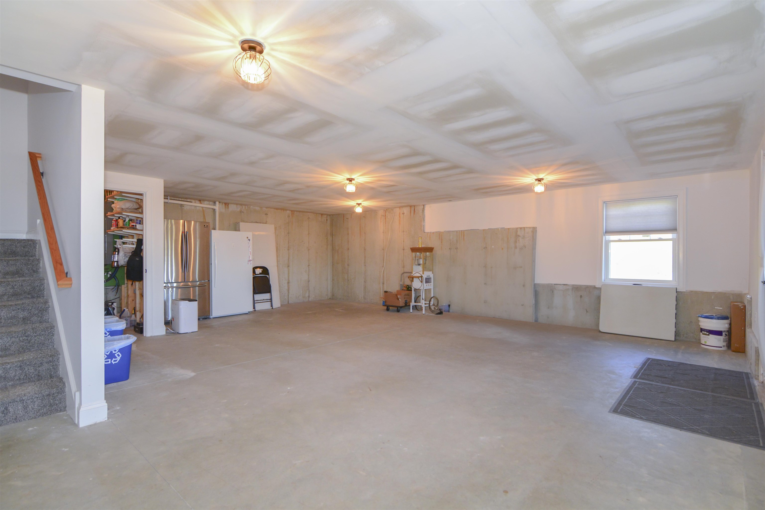 LL Family/Game Room 23109854