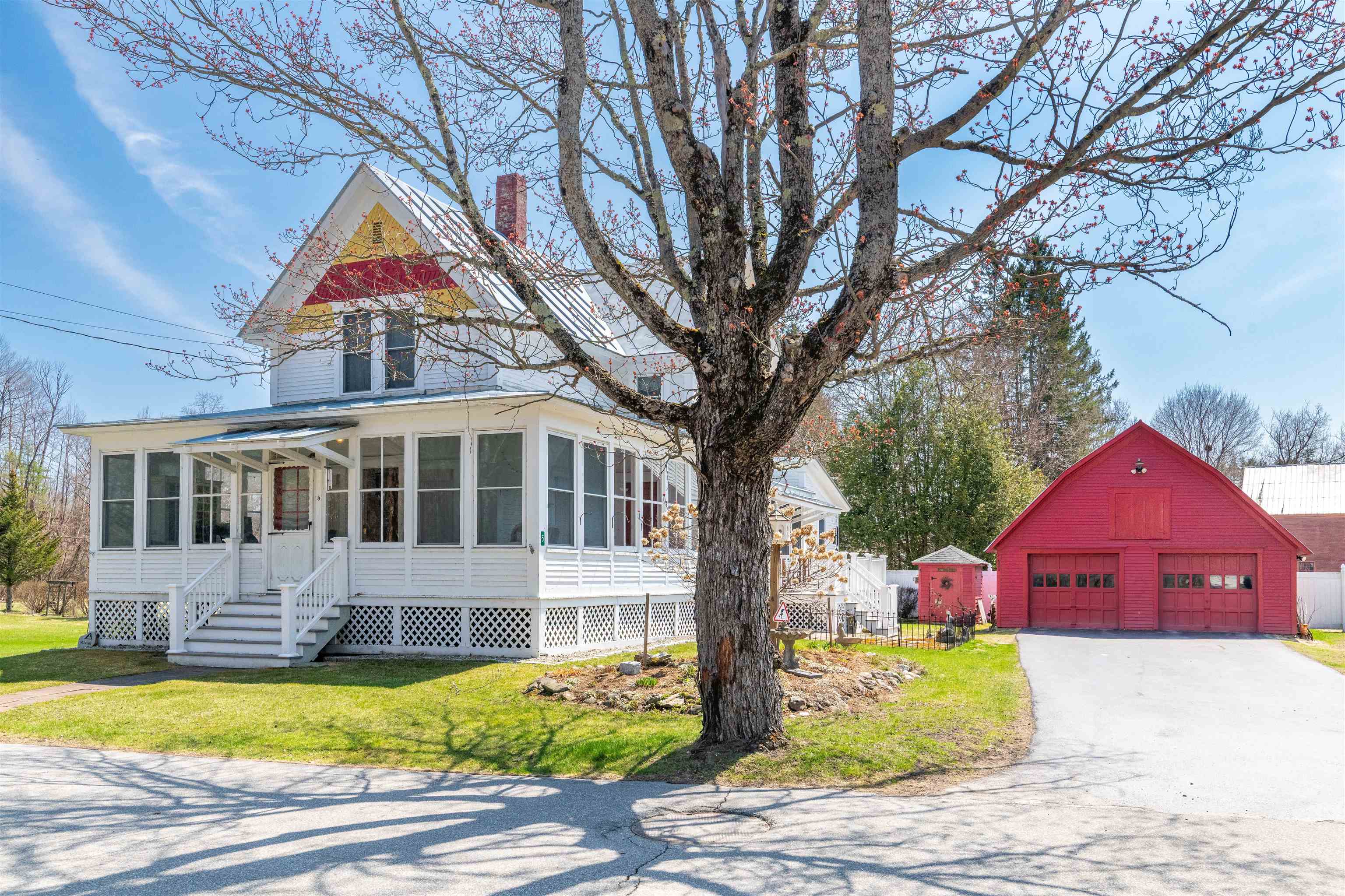 Wells River VT Home for sale $349,999 $177 per sq.ft.