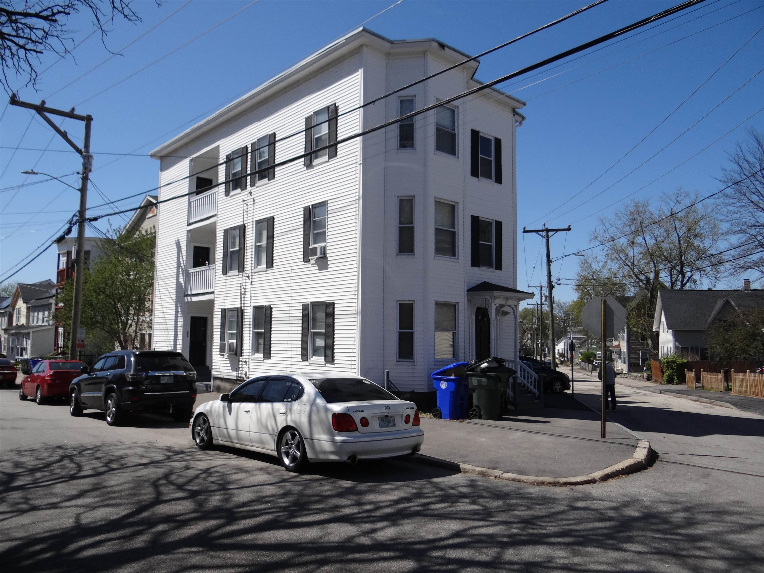 Photo of 284 Lowell Street Manchester NH 03104