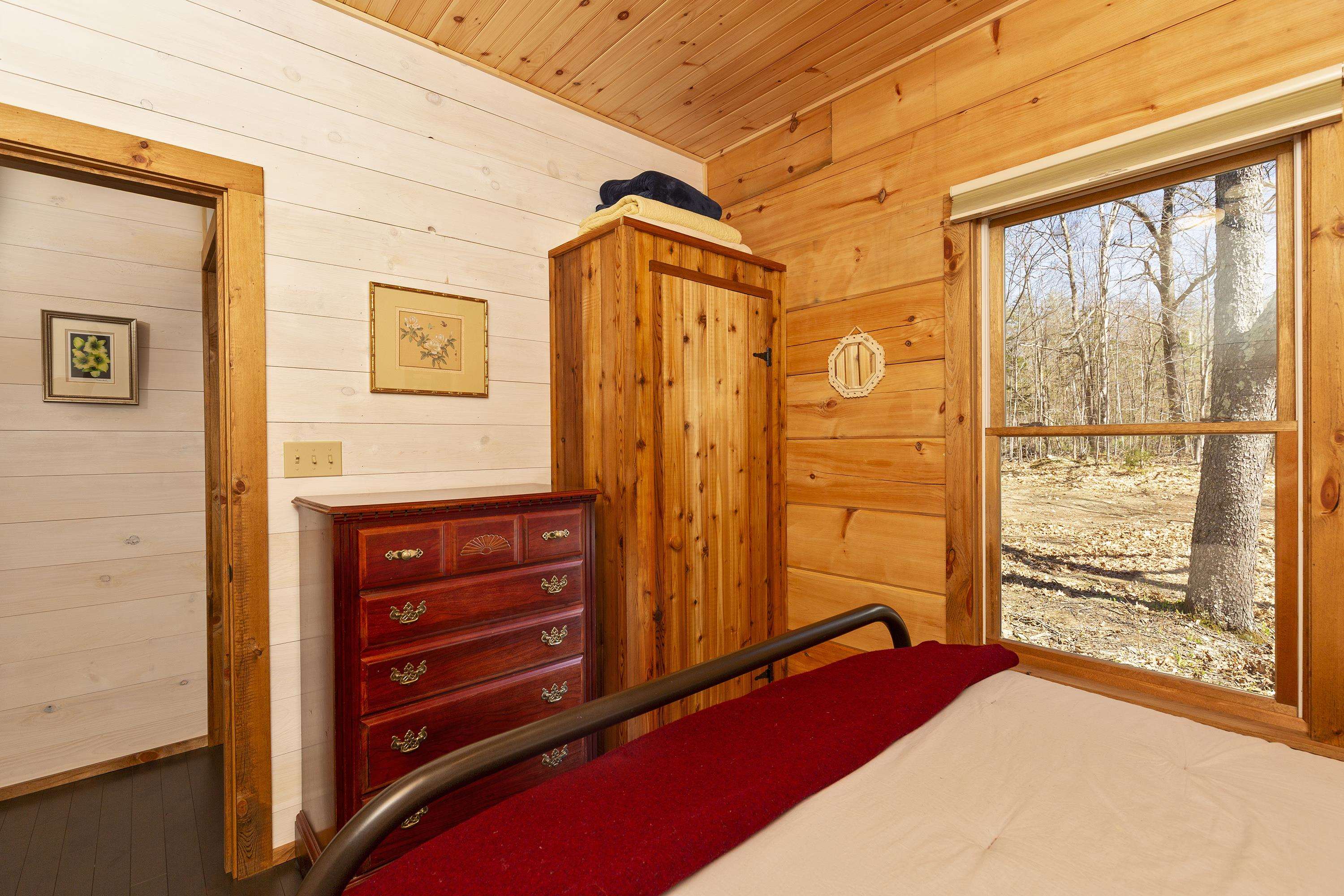 Closet and outdoor view 23127569