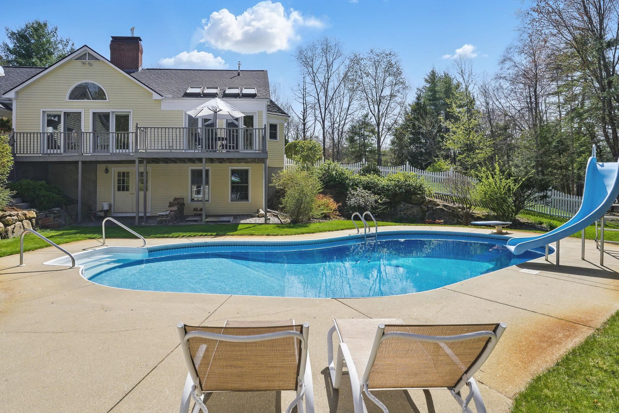 Photo of 72 McAllister Road Bedford NH 03110