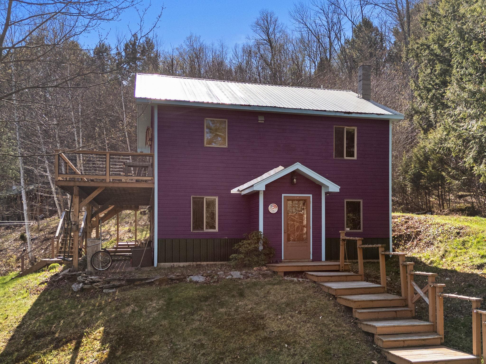 28 Notch Road