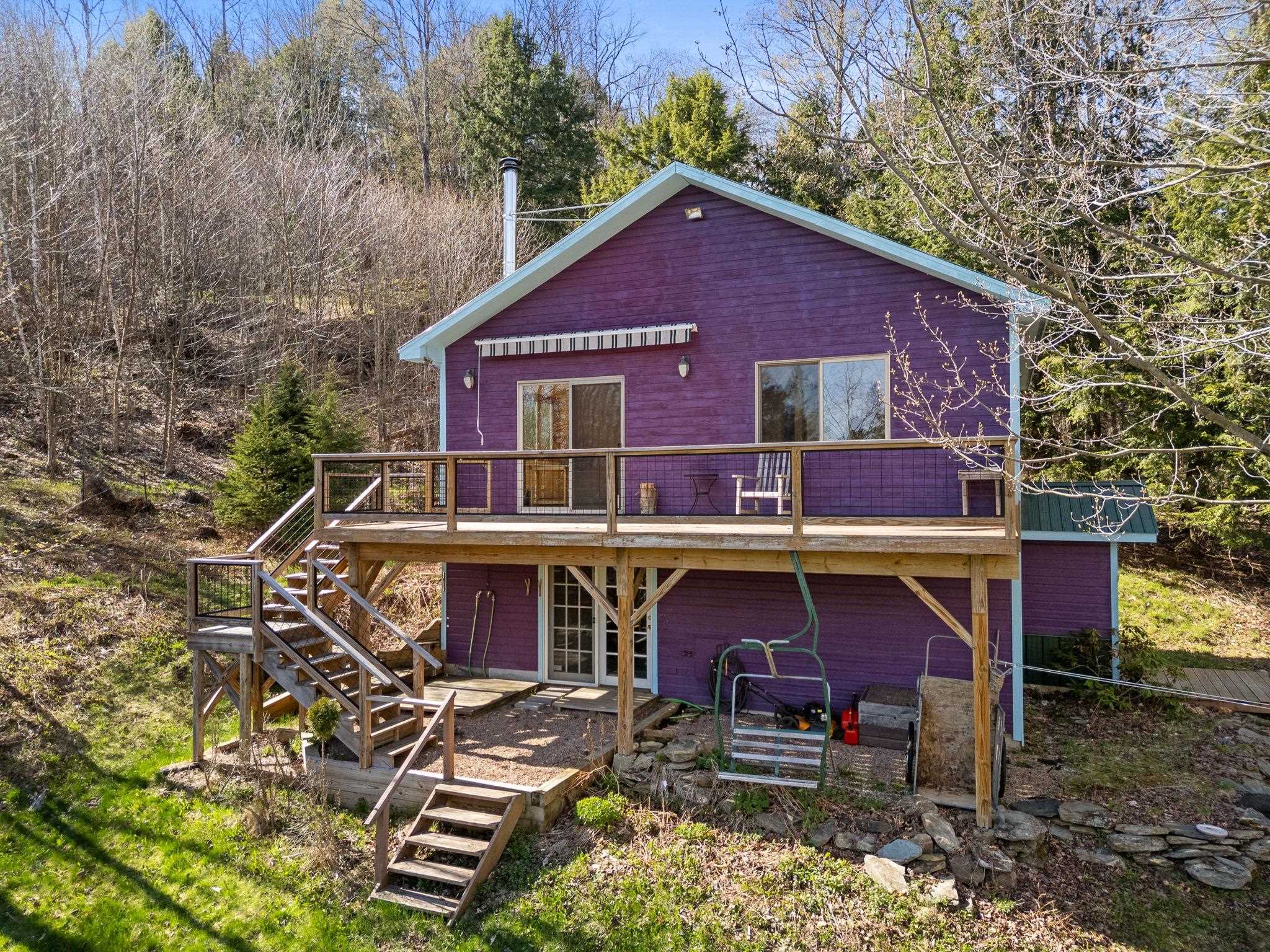 Beautiful deck and walk out lower level