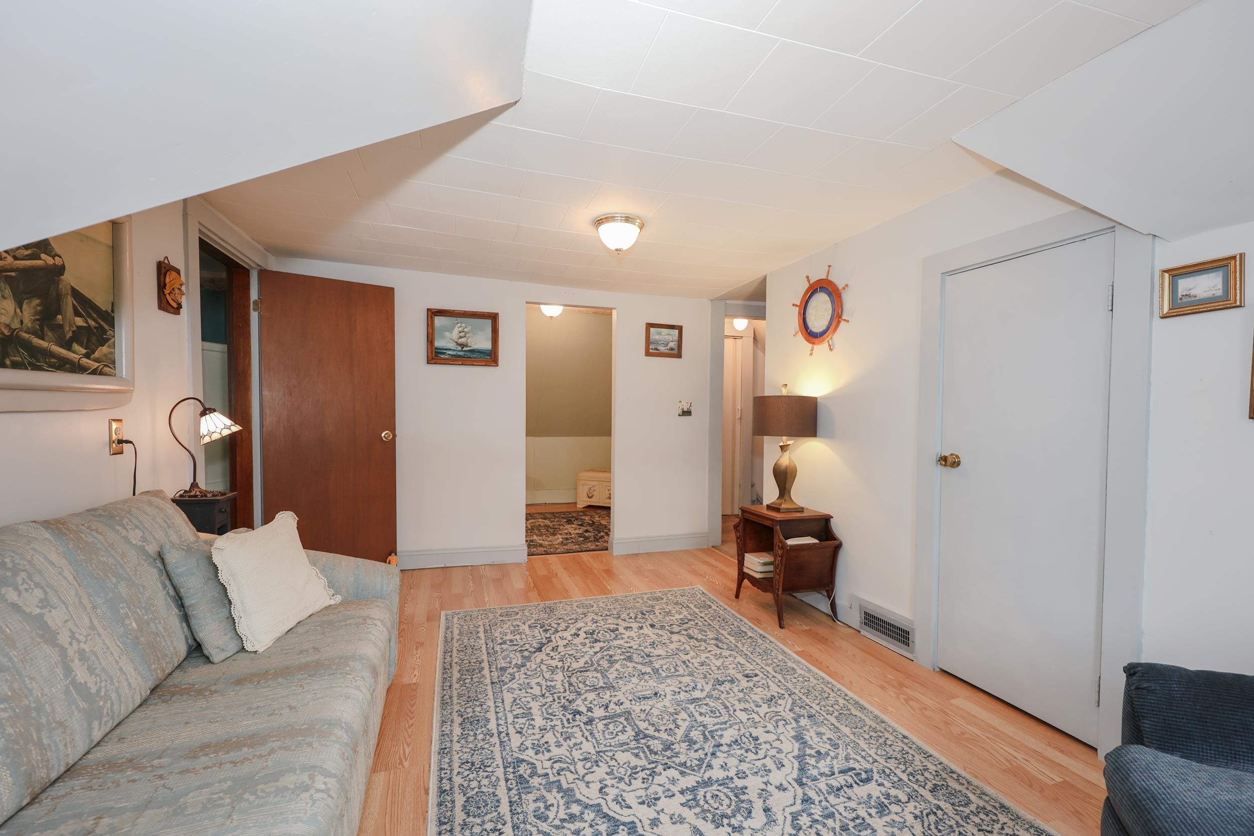 Big room with vinyl plank floor