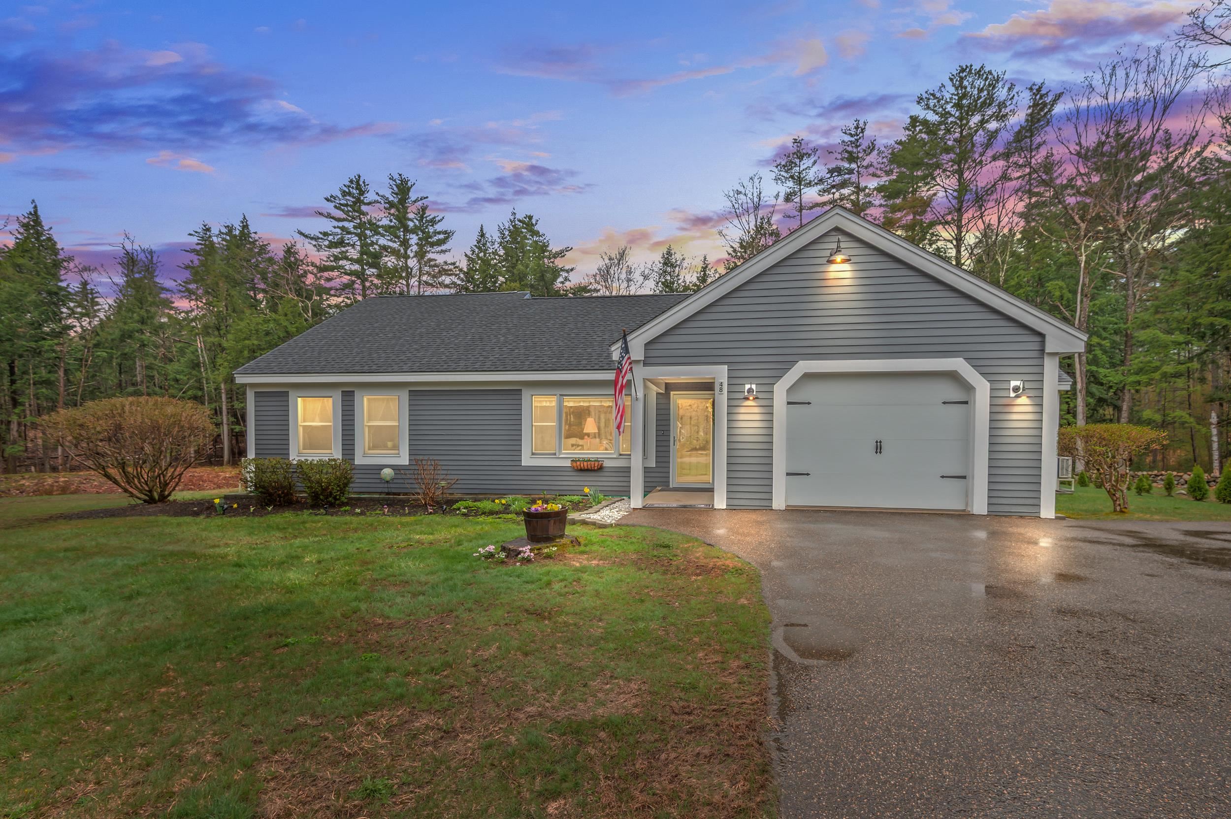 Photo of 48 Heard Road Sandwich NH 03227
