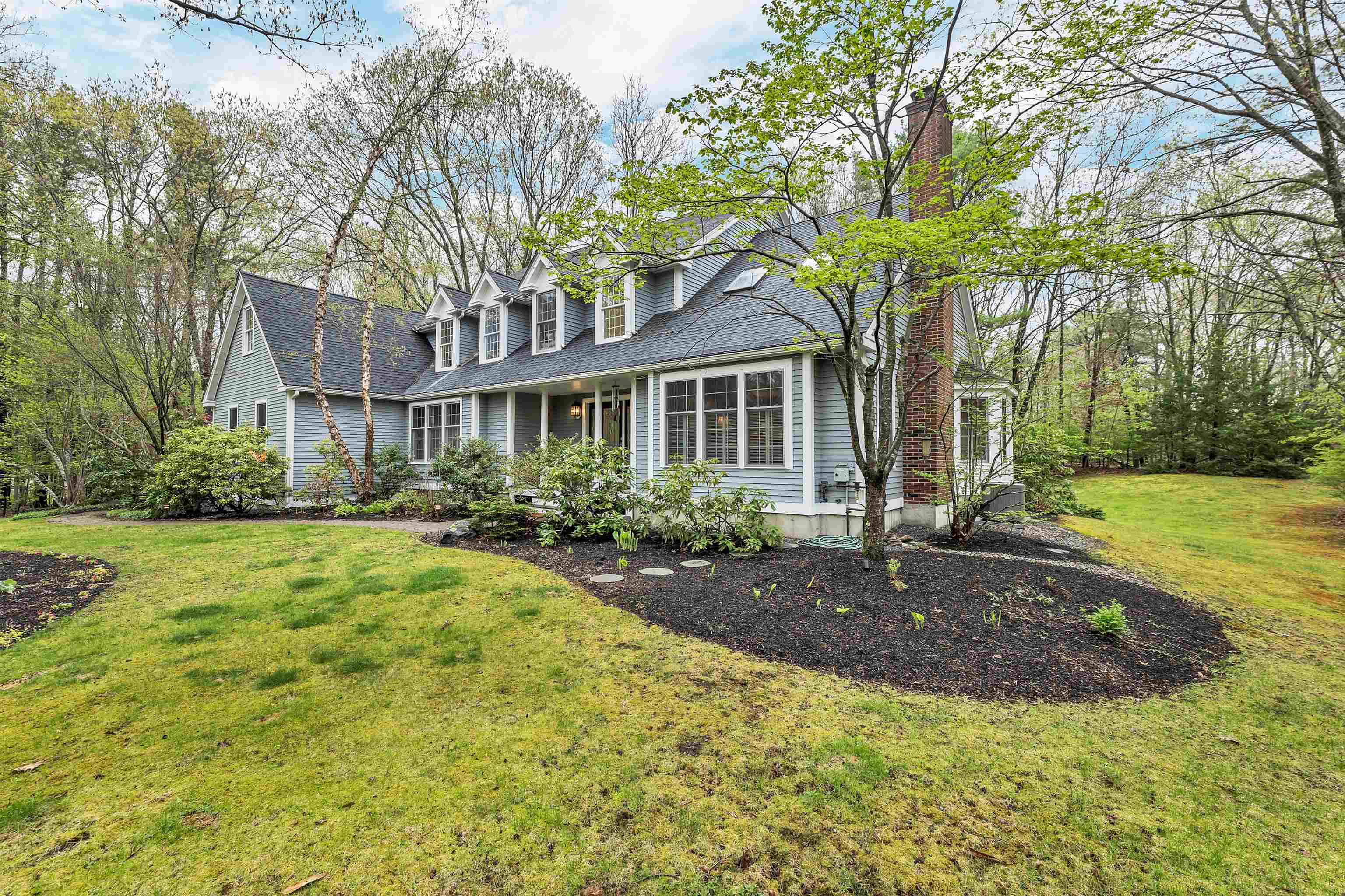 Photo of 3 Bassett Lane Newfields NH 03856
