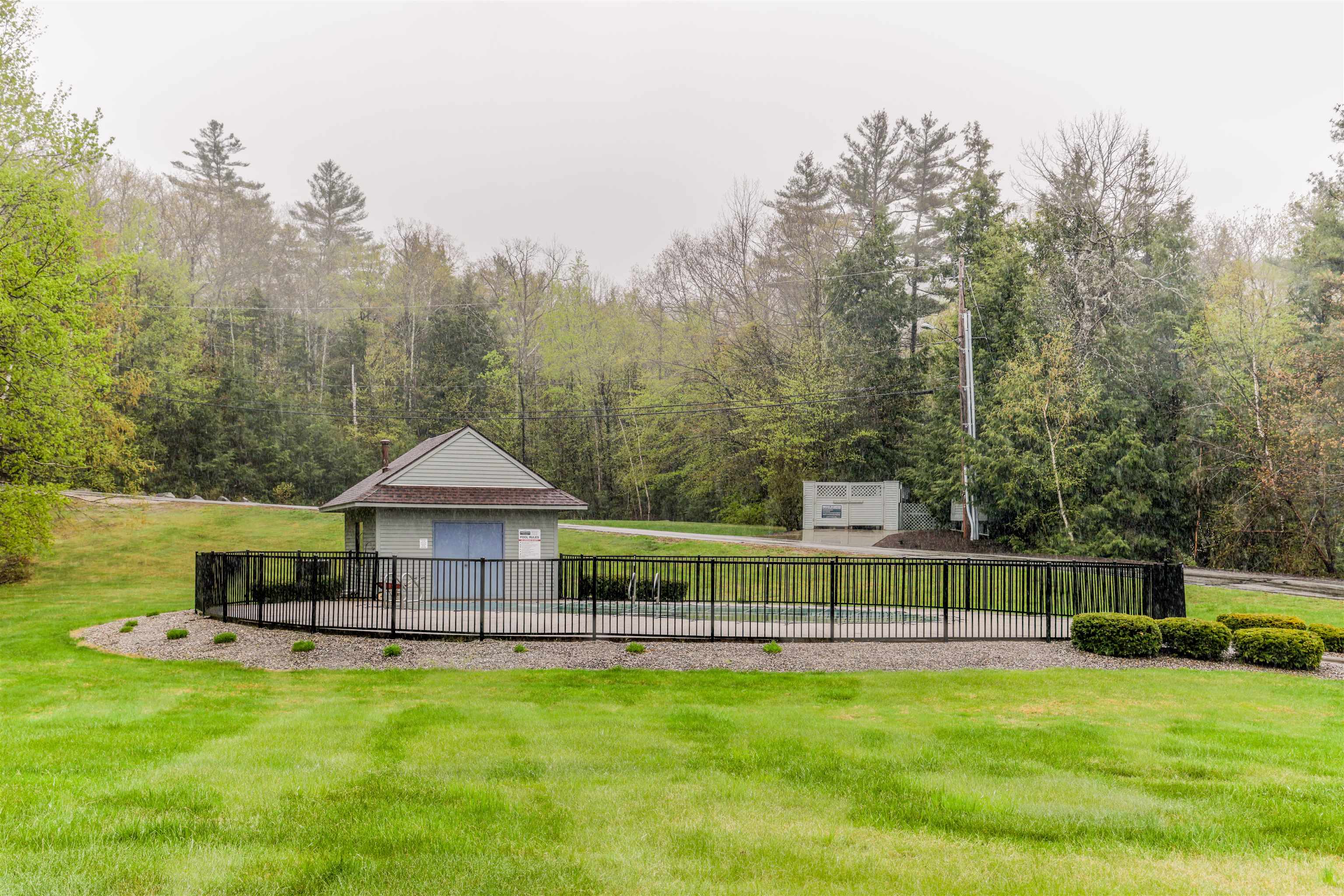 Community pool
