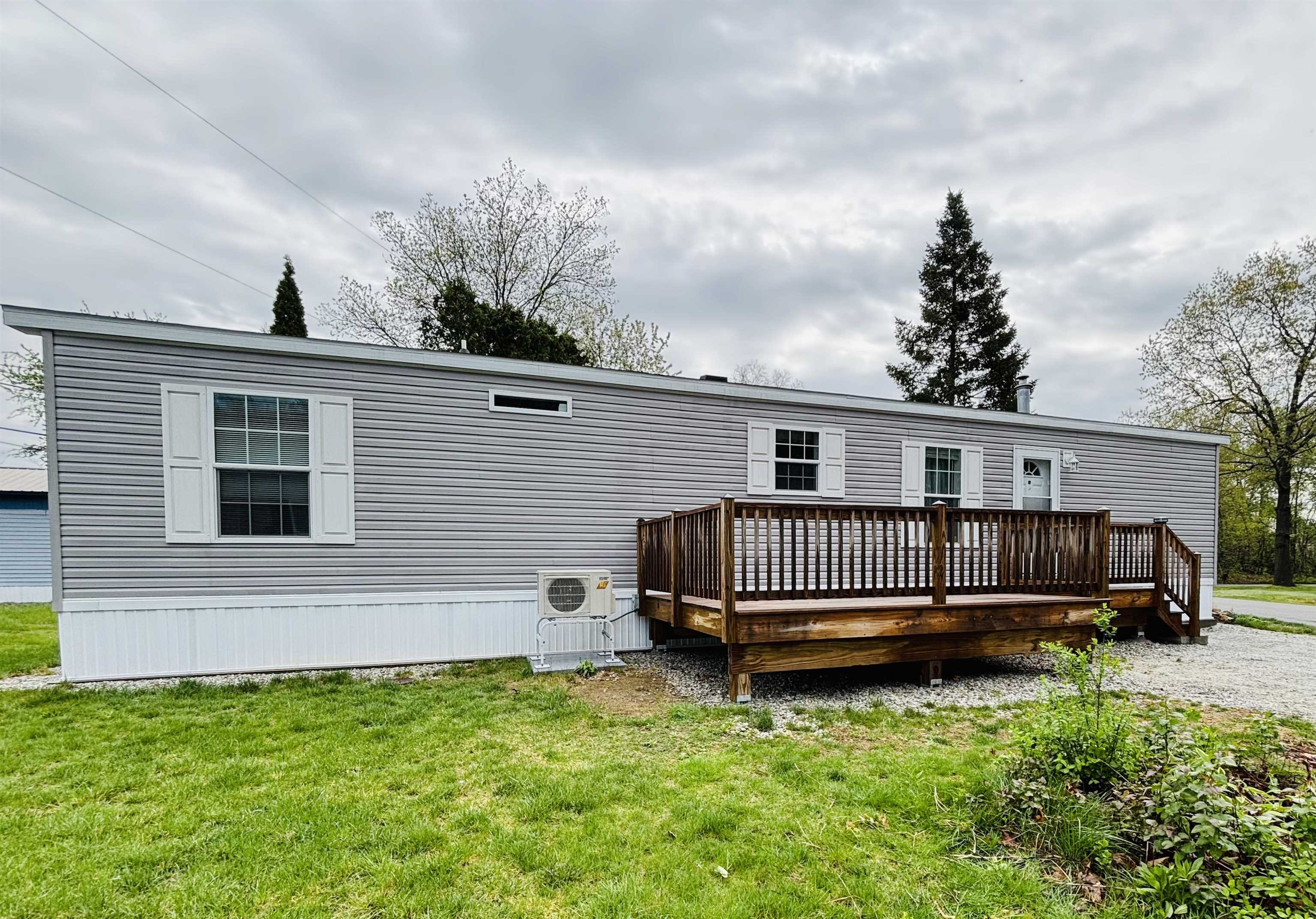 Photo of 545 Elm Street Milford NH 03055