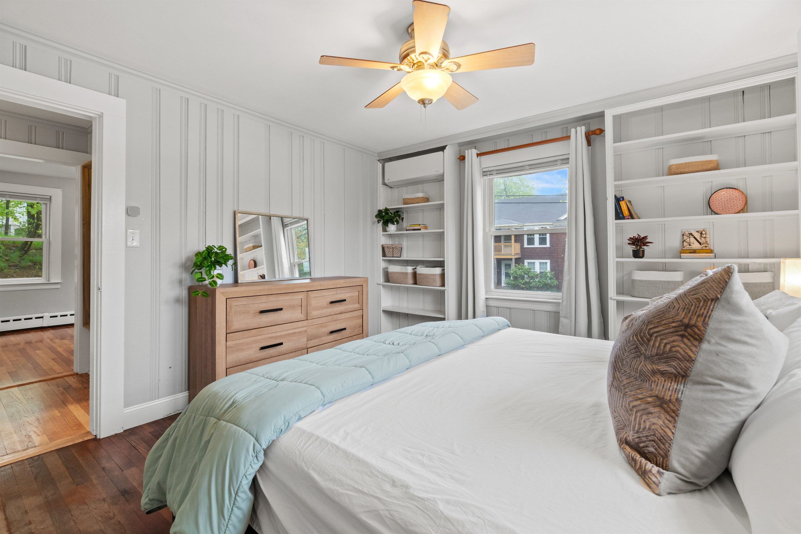 Spacious & bright 1st floor bedroom with wonderful built-ins! 23152223